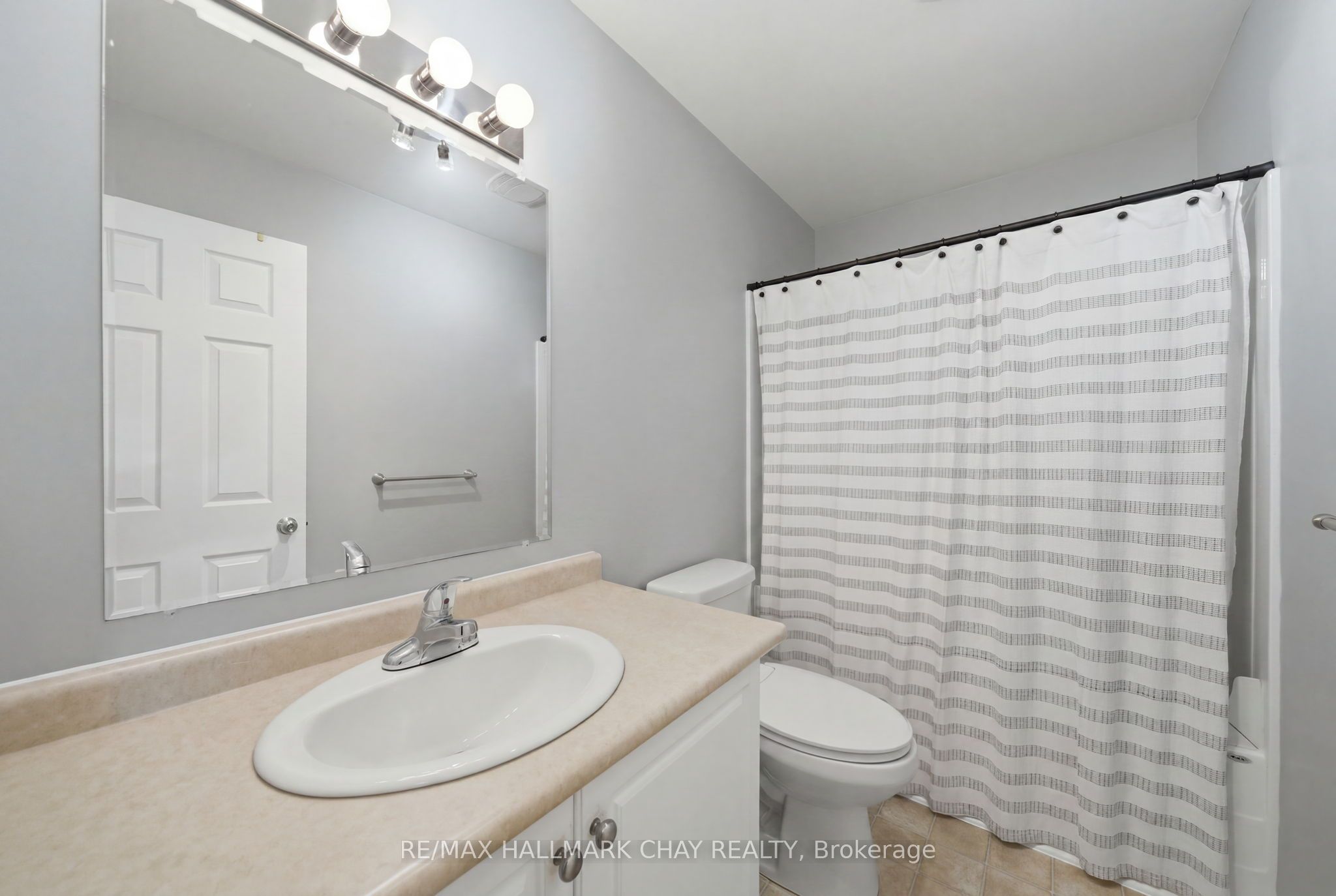 46 Michelle Drive Property Photo 24