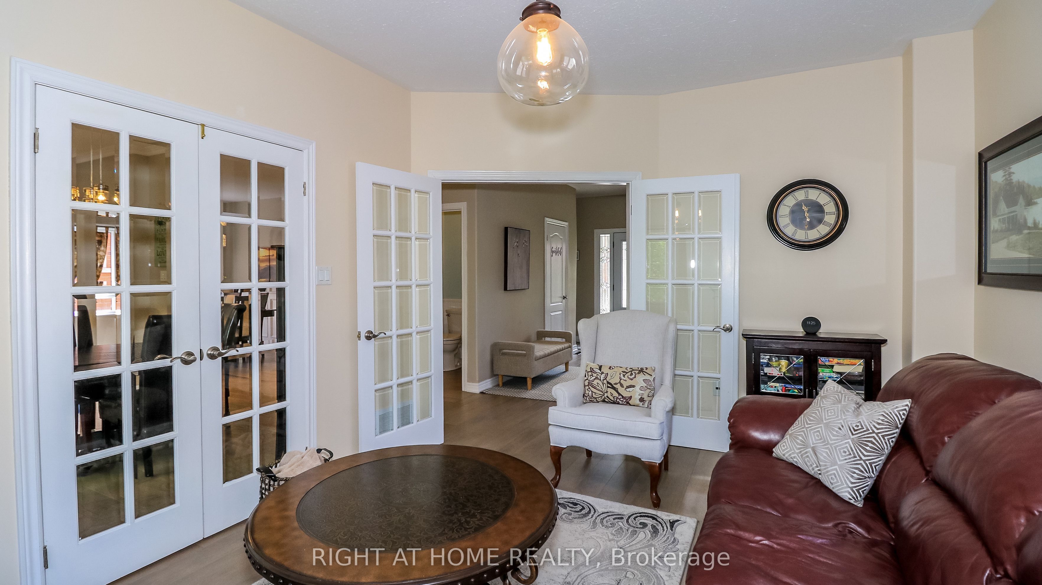 26 Stapleton Place Property Photo 6