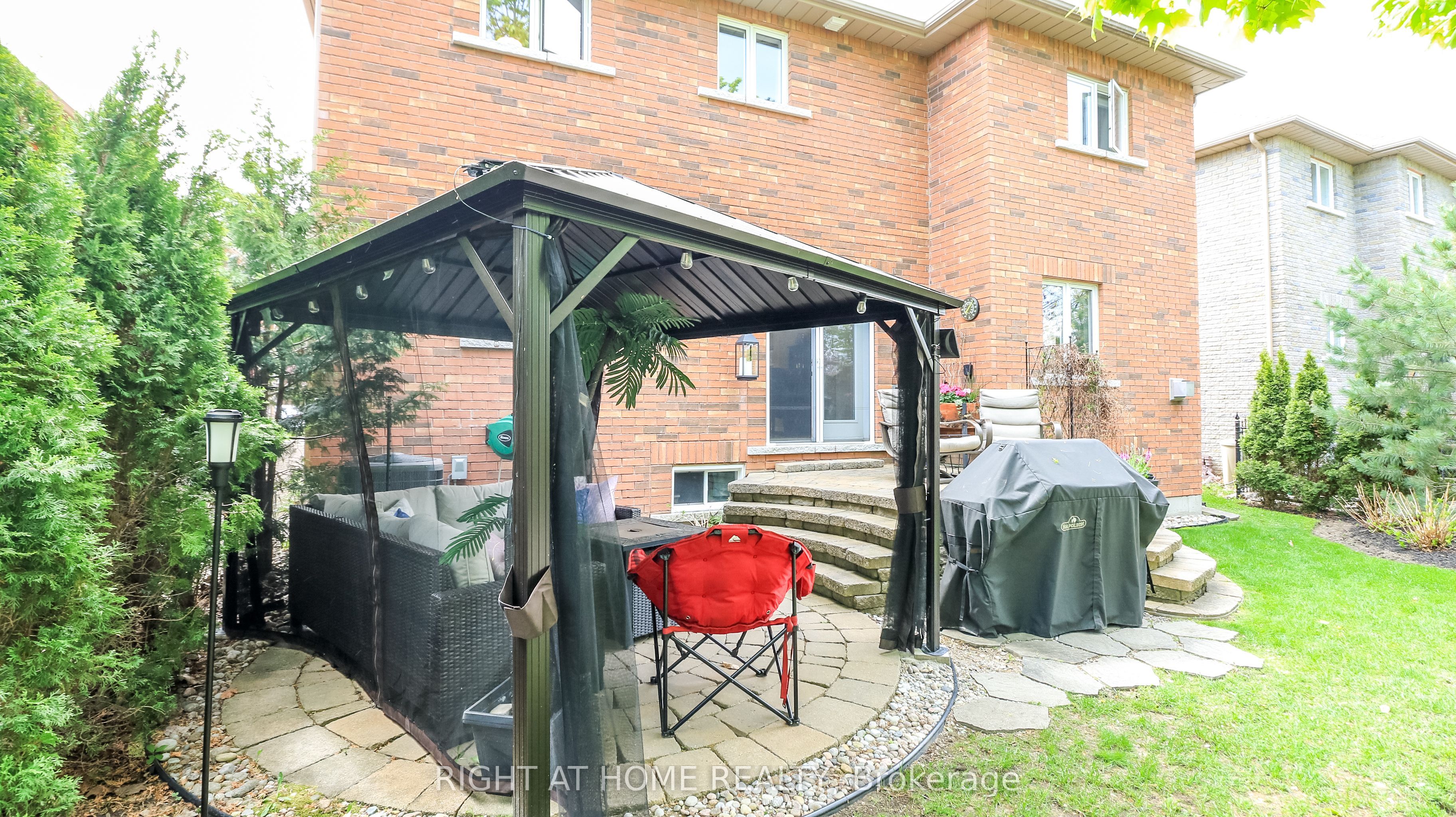 26 Stapleton Place Property Photo 24