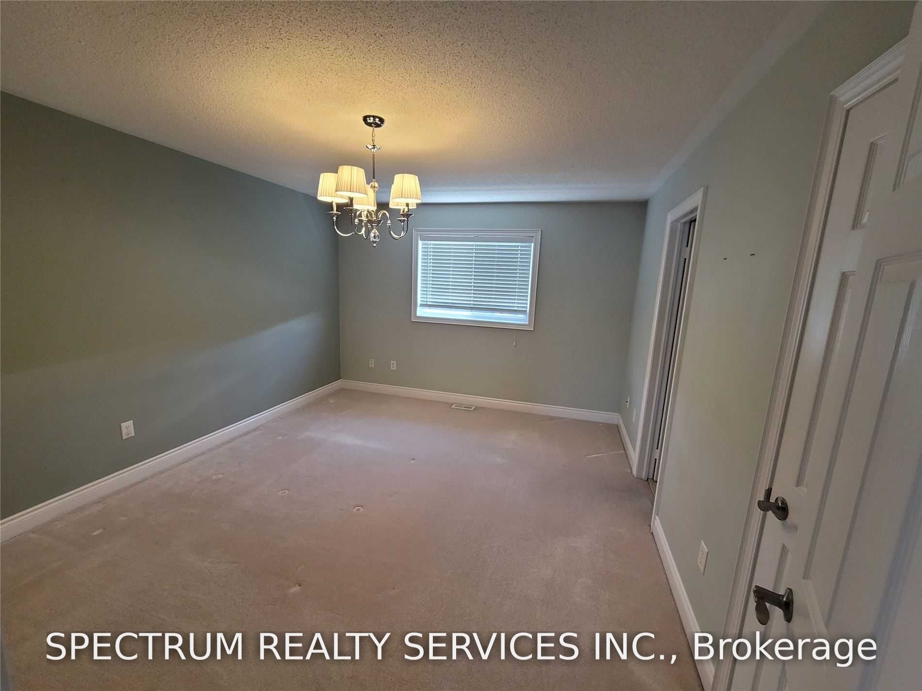 7 Charlemagne Avenue Property Photo 6