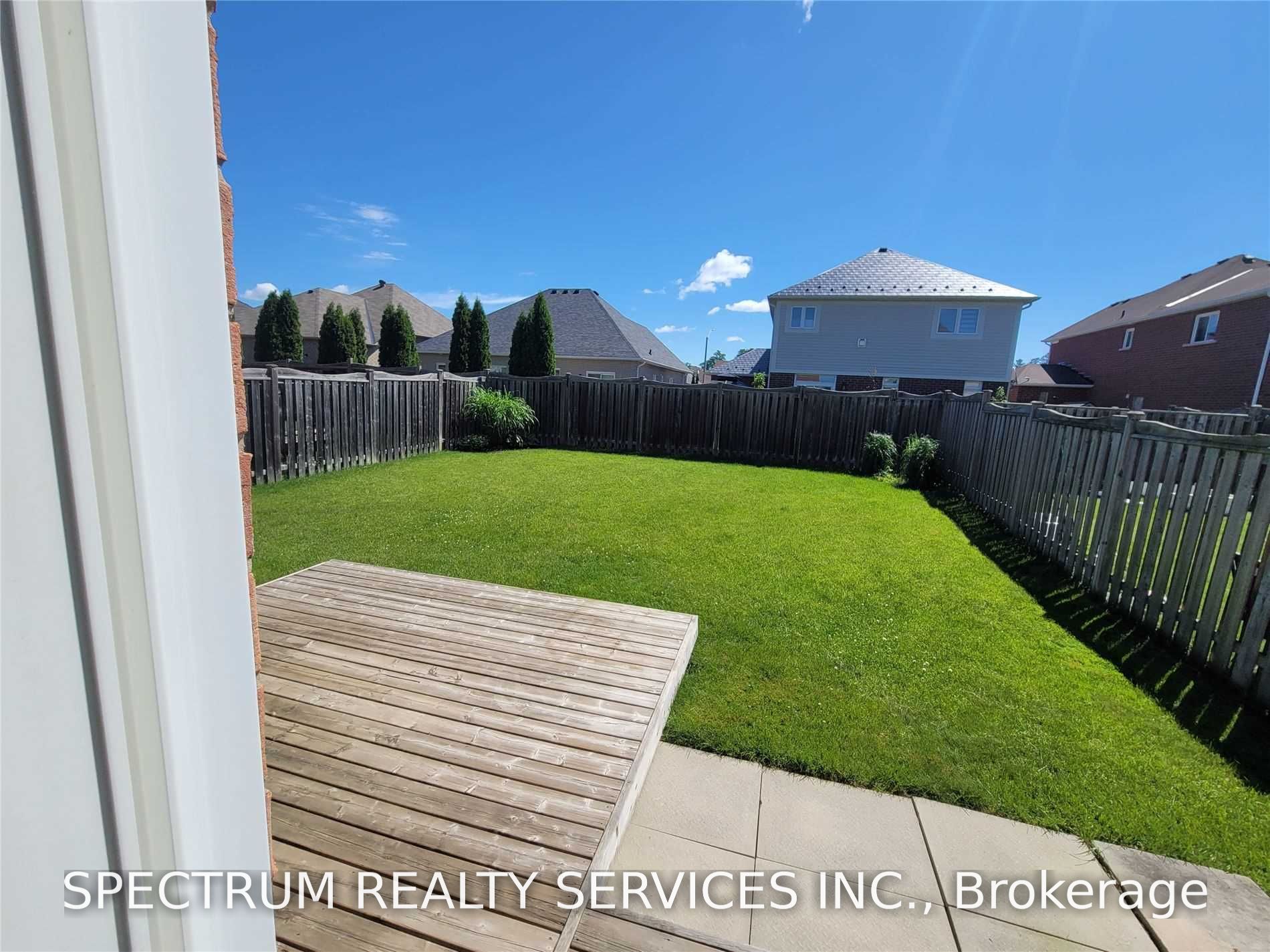 7 Charlemagne Avenue Property Photo 14