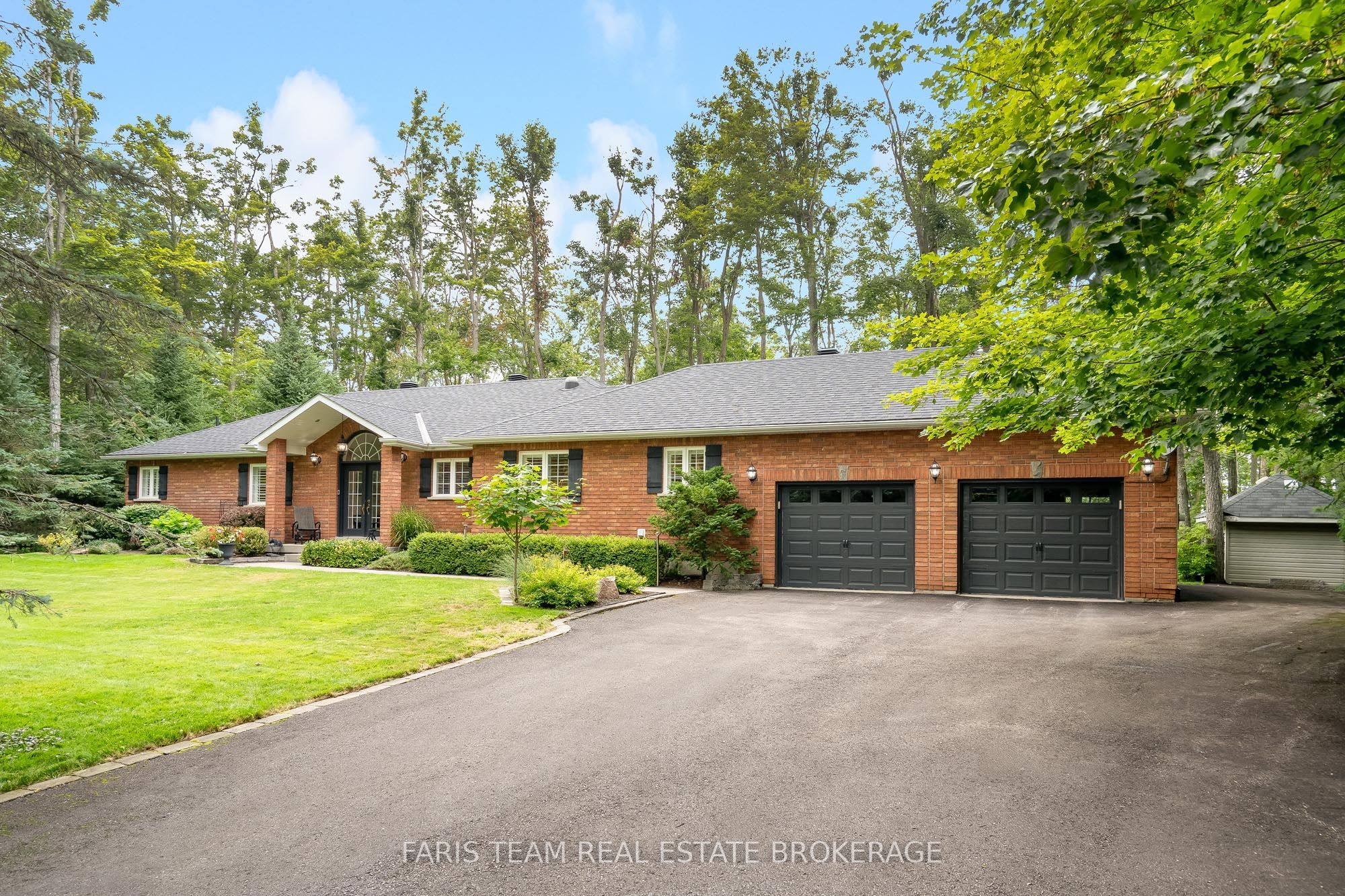 10 Green Mountain Court Property Photo 3