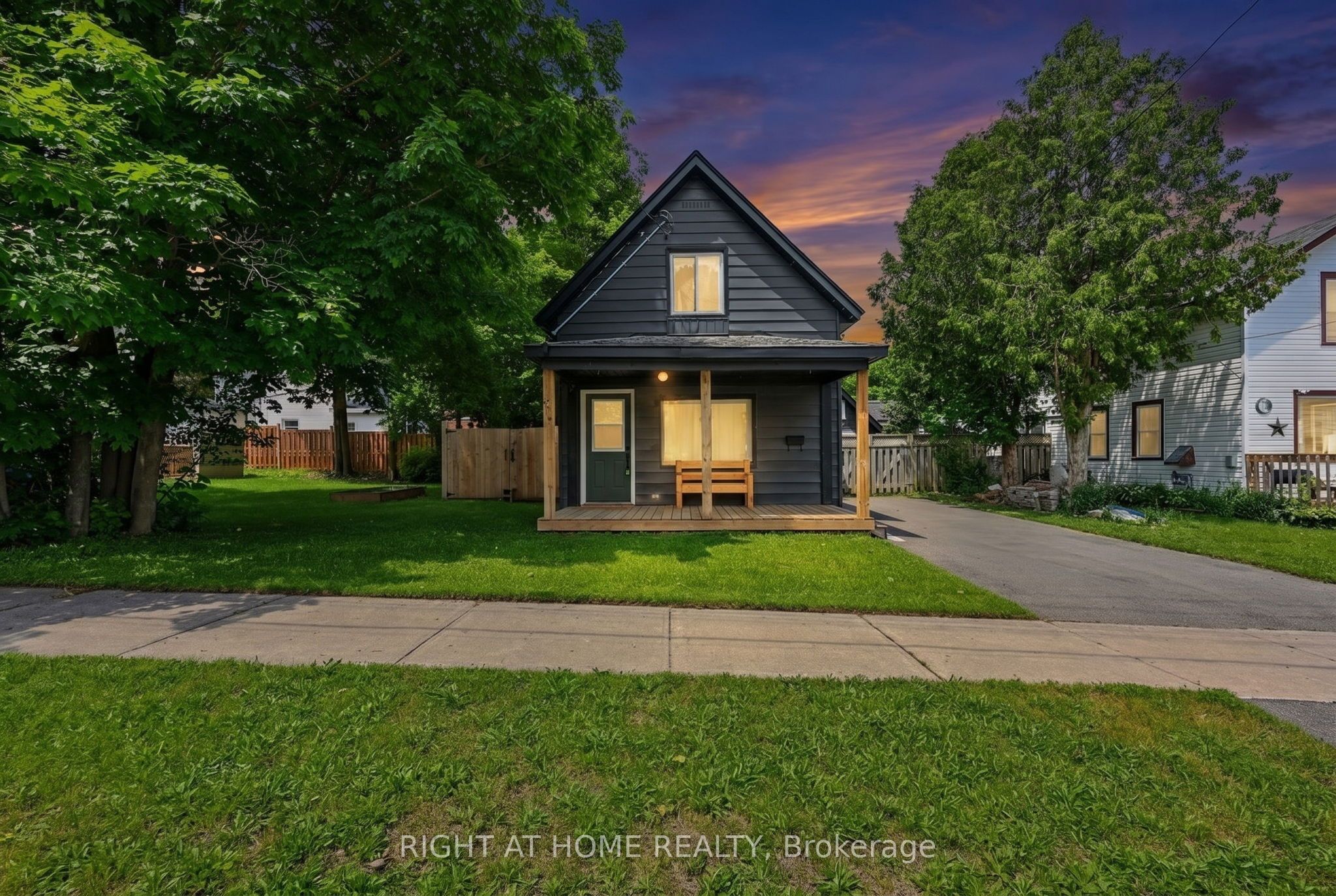 314 Bay Street Property Photo 1