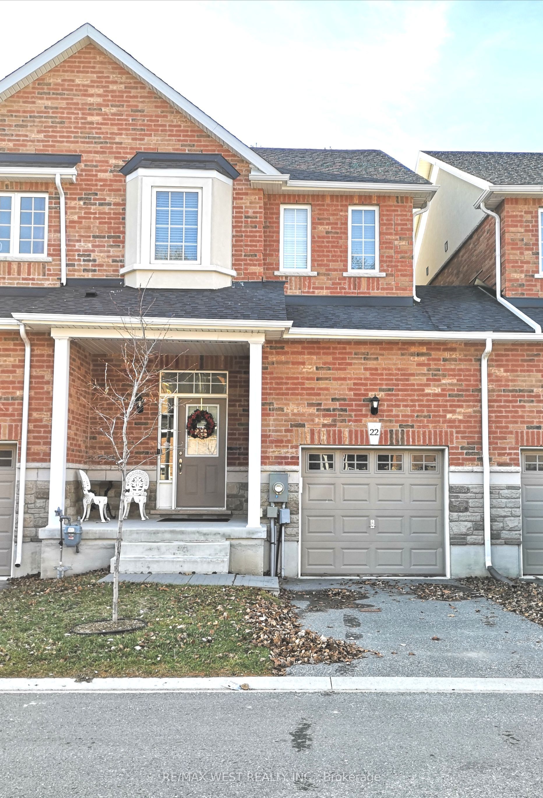 22 Farewell Avenue Property Photo 1