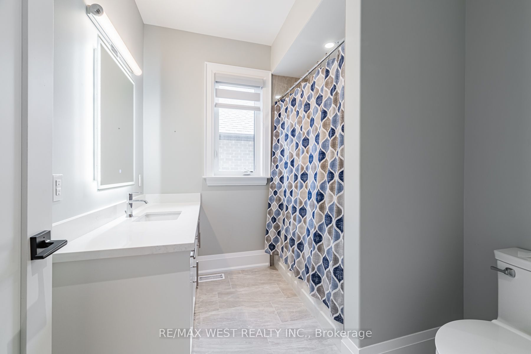2292 Shore Lane Property Photo 16