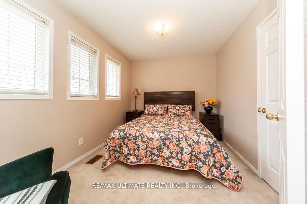 5 Twiss Drive Property Photo 35