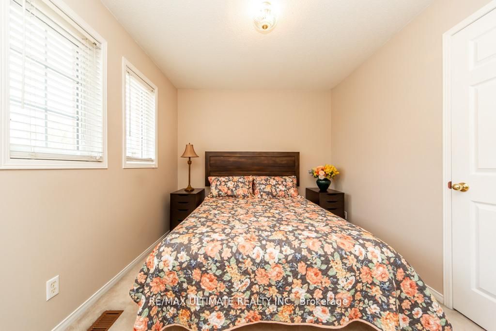 5 Twiss Drive Property Photo 36