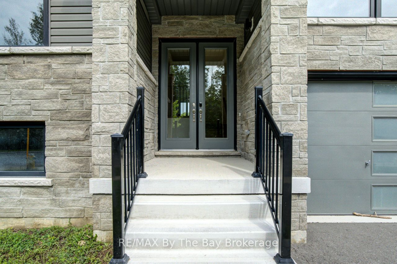 232 Ramblewood Drive Property Photo 3