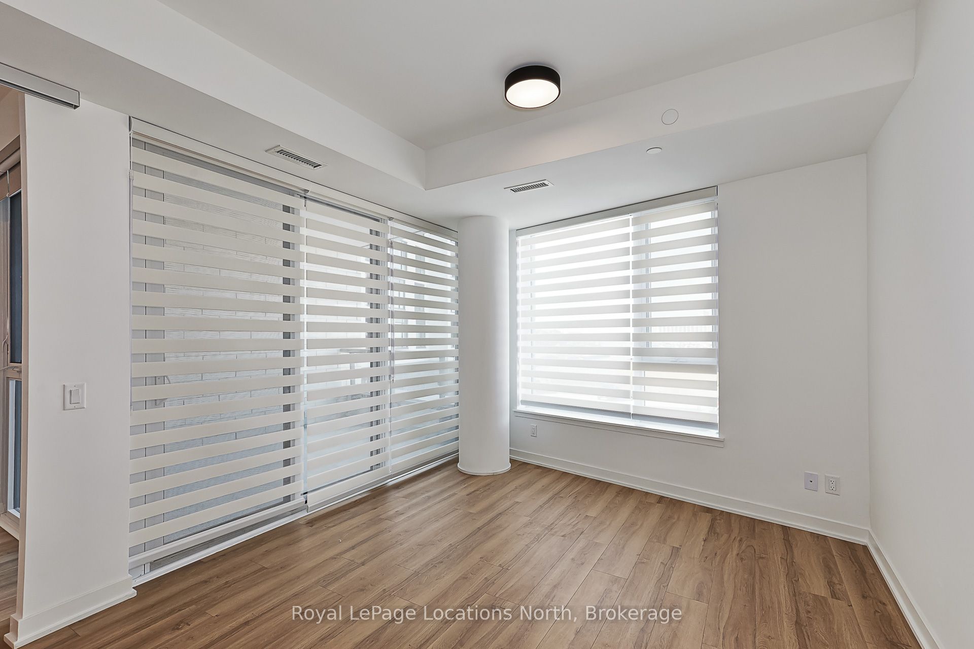 31 Huron Street 203 Property Photo 17