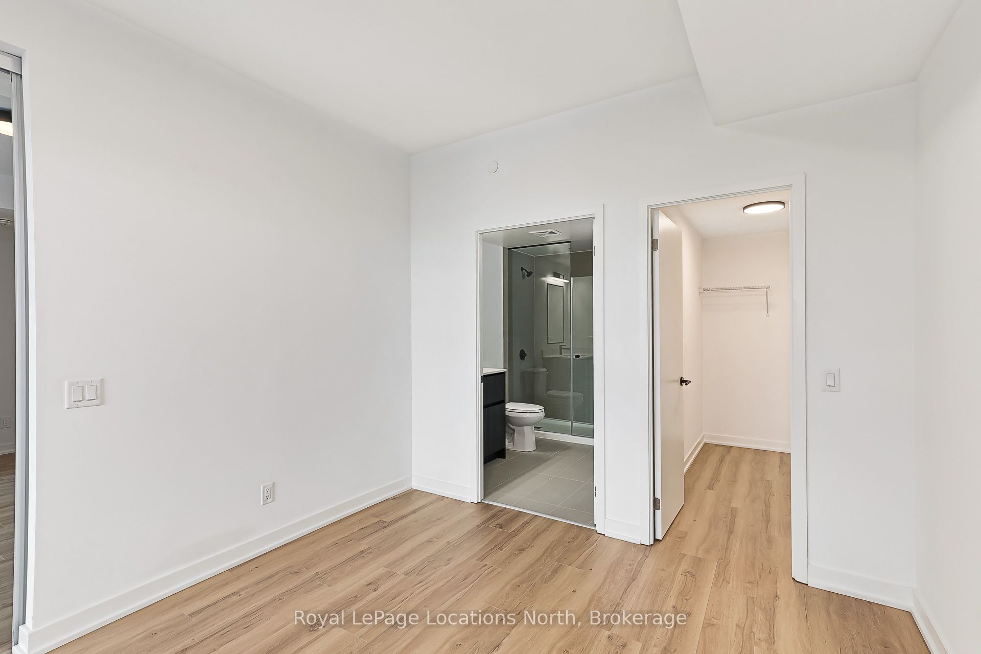 31 Huron Street 203 Property Photo 24