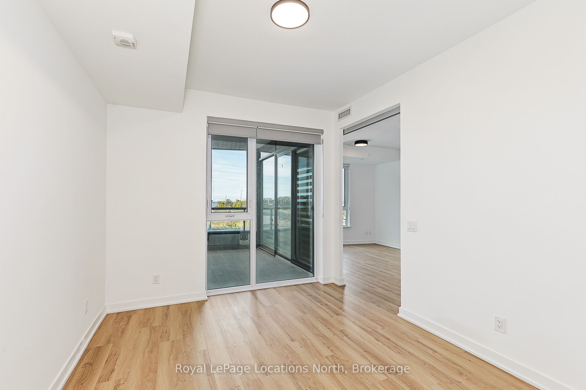 31 Huron Street 203 Property Photo 26