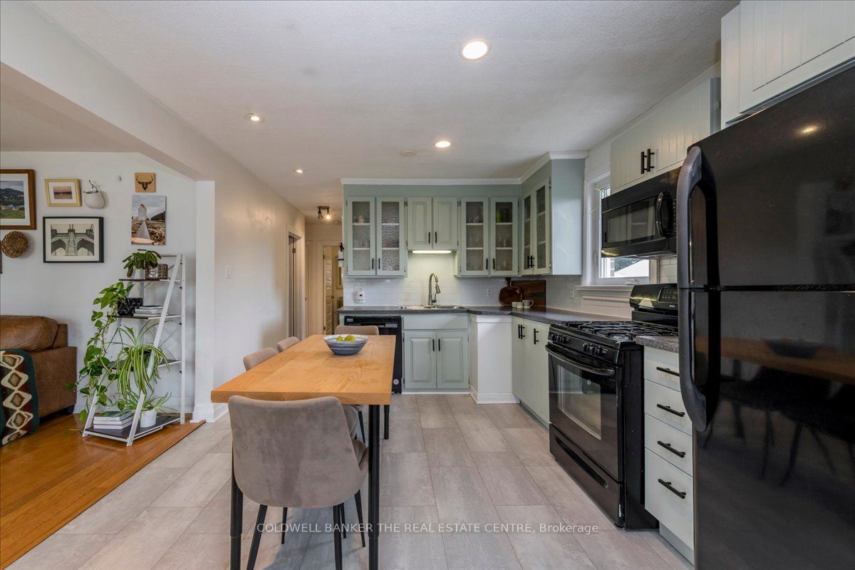 18 Agnes Street Property Photo 4
