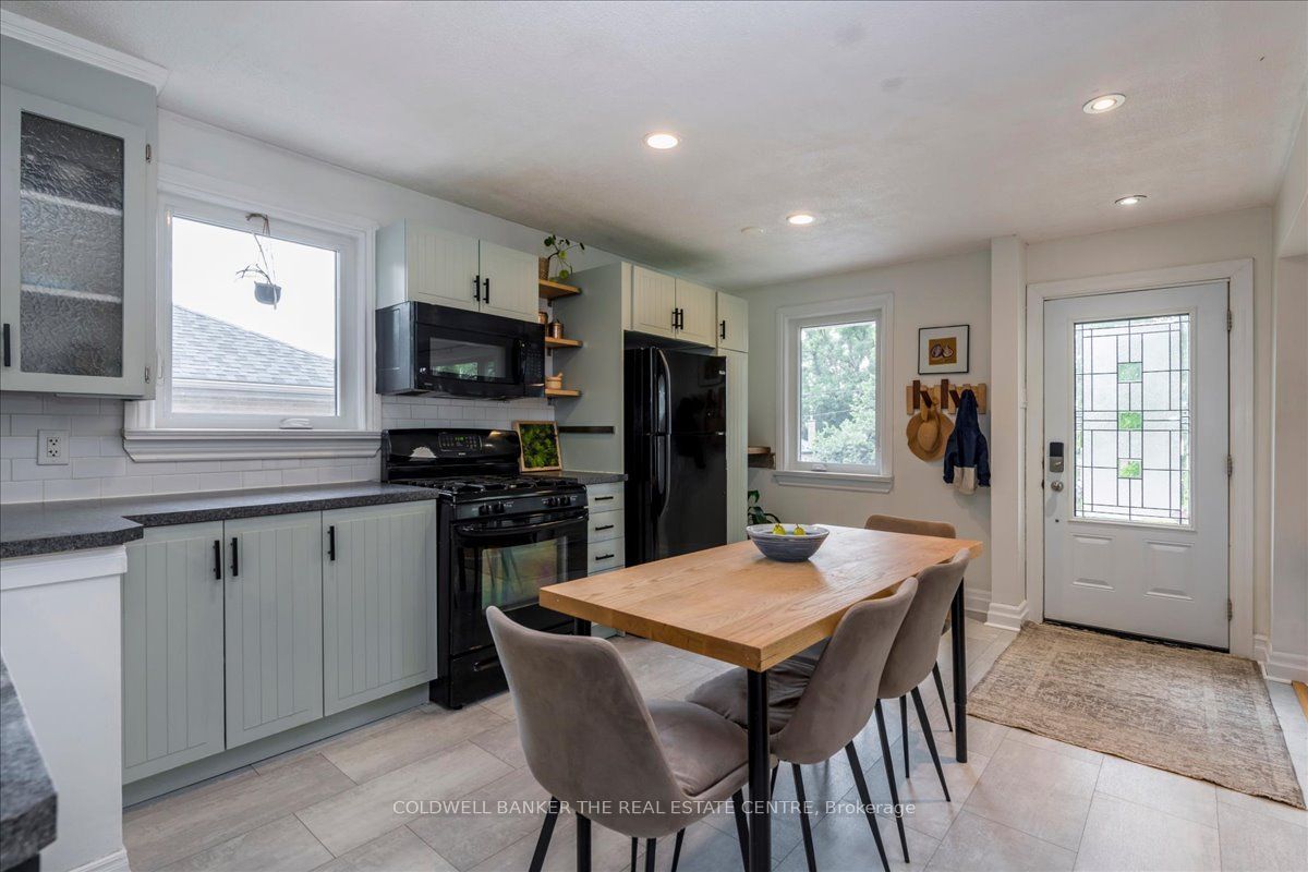 18 Agnes Street Property Photo 7