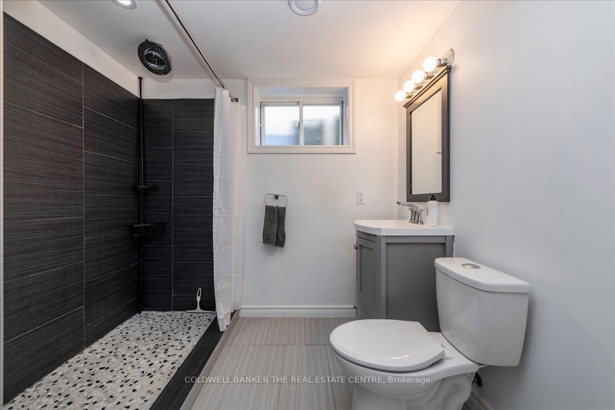 18 Agnes Street Property Photo 22