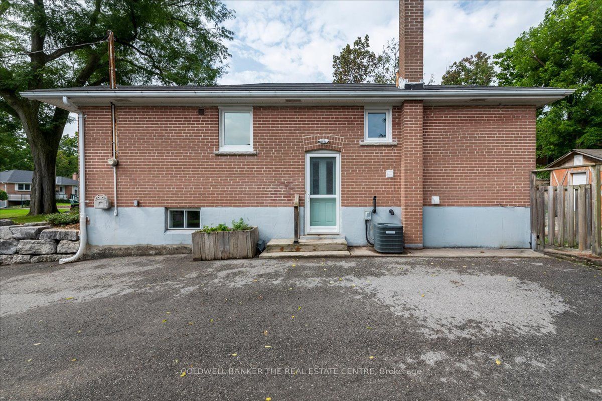 18 Agnes Street Property Photo 23