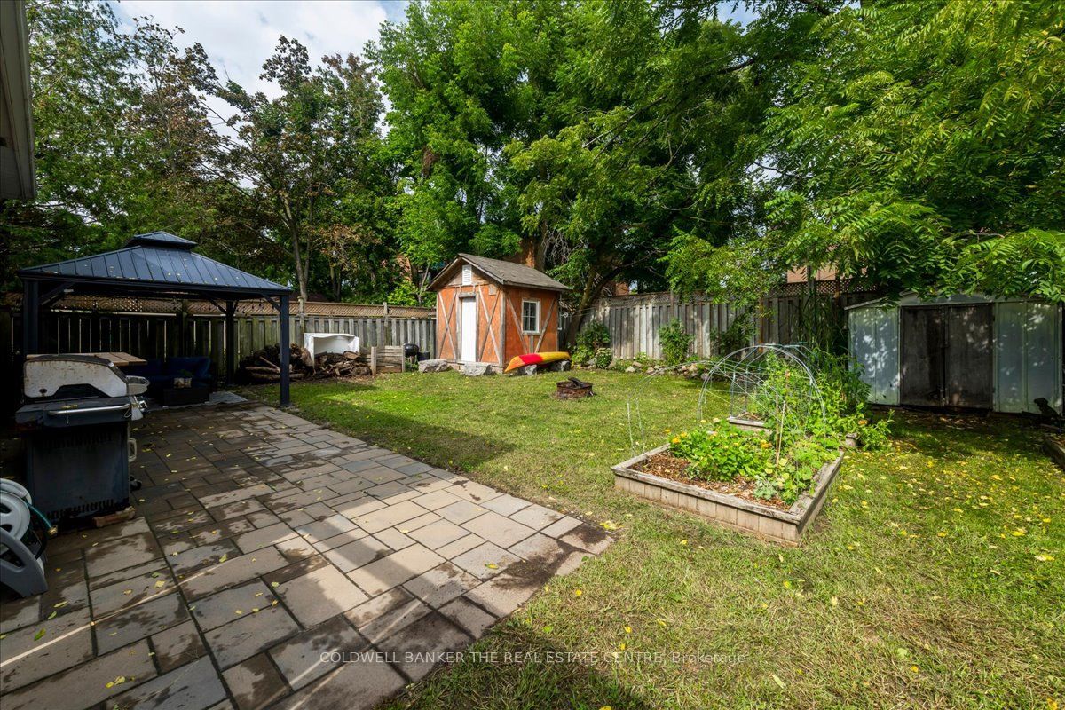 18 Agnes Street Property Photo 24