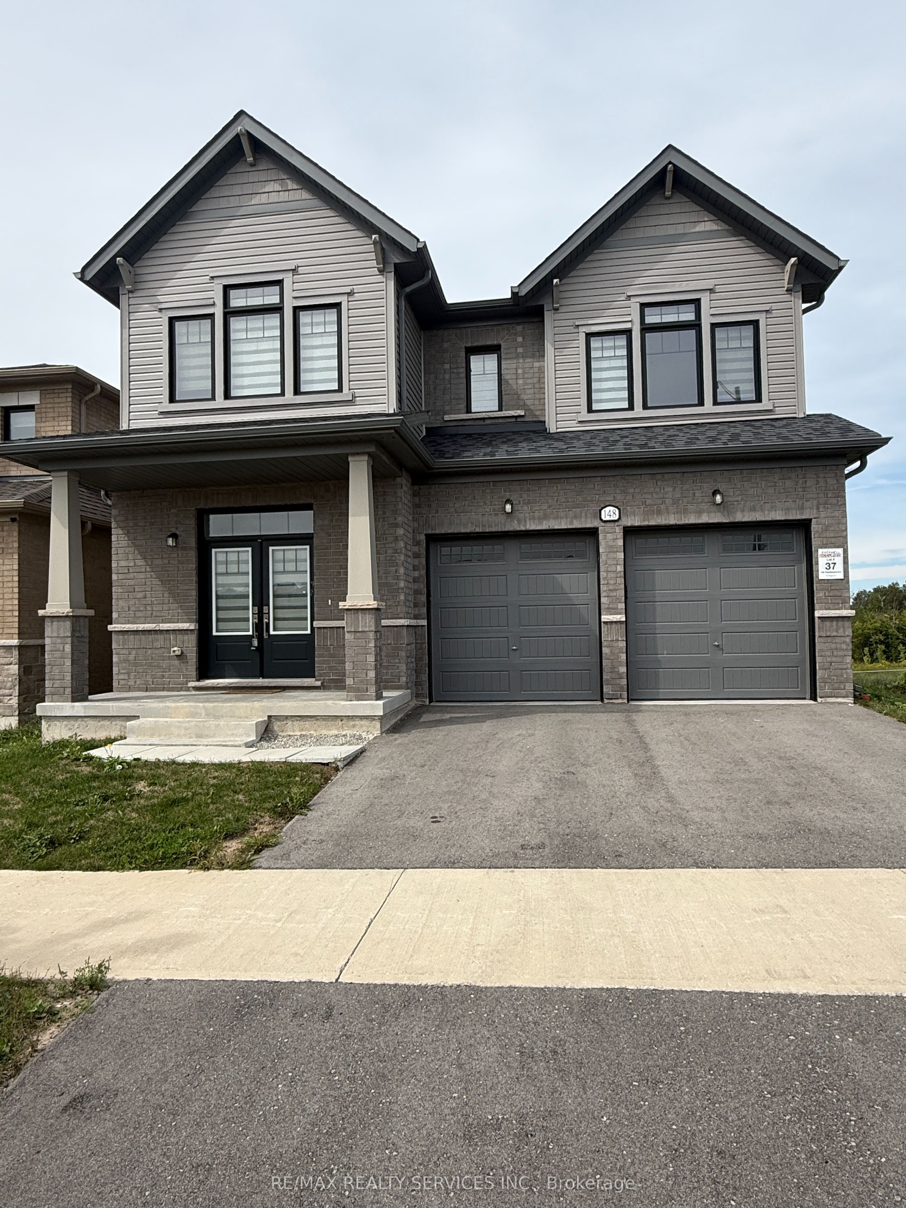 148 Thicketwood Avenue Property Photo 3