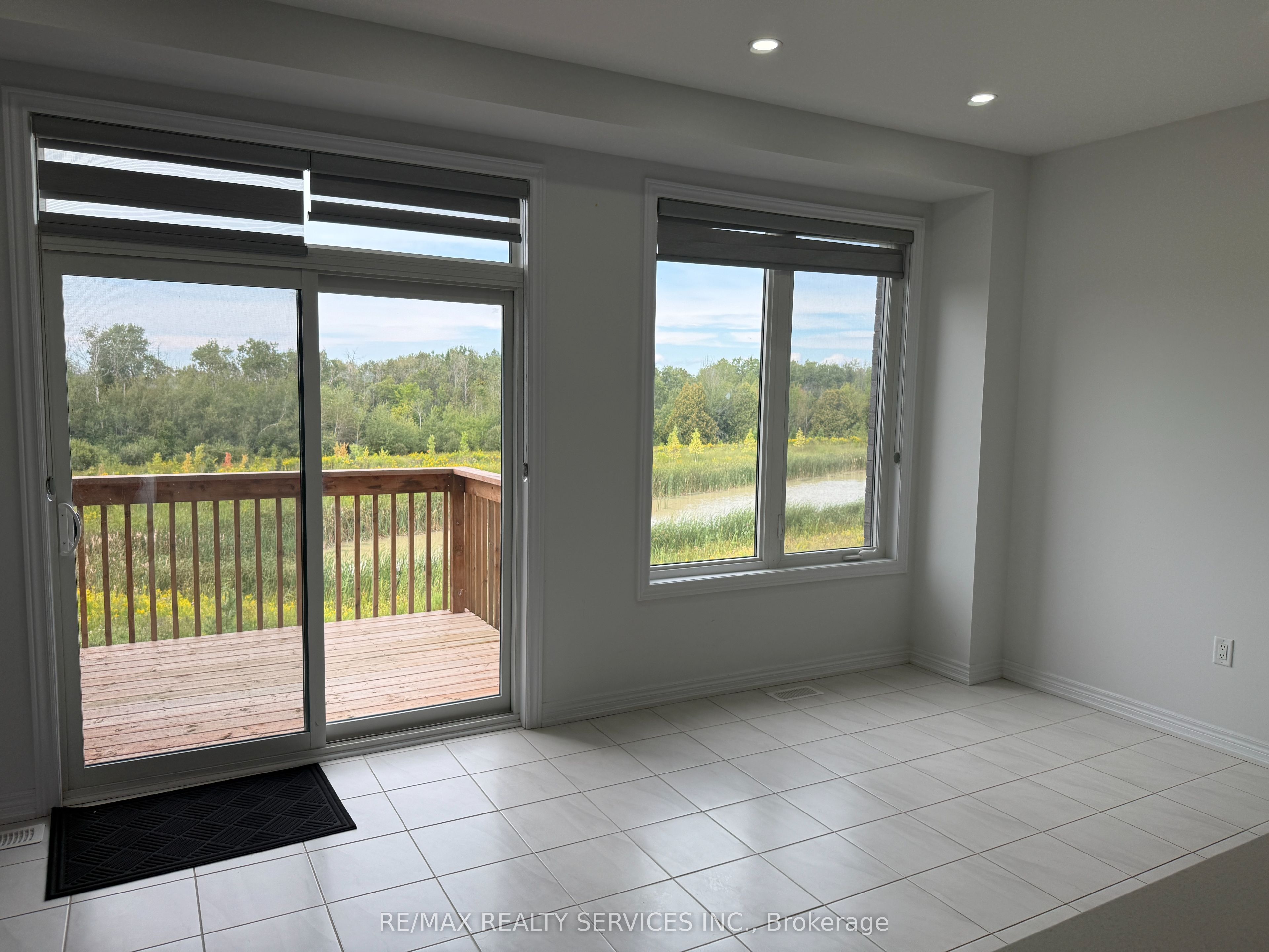 148 Thicketwood Avenue Property Photo 10