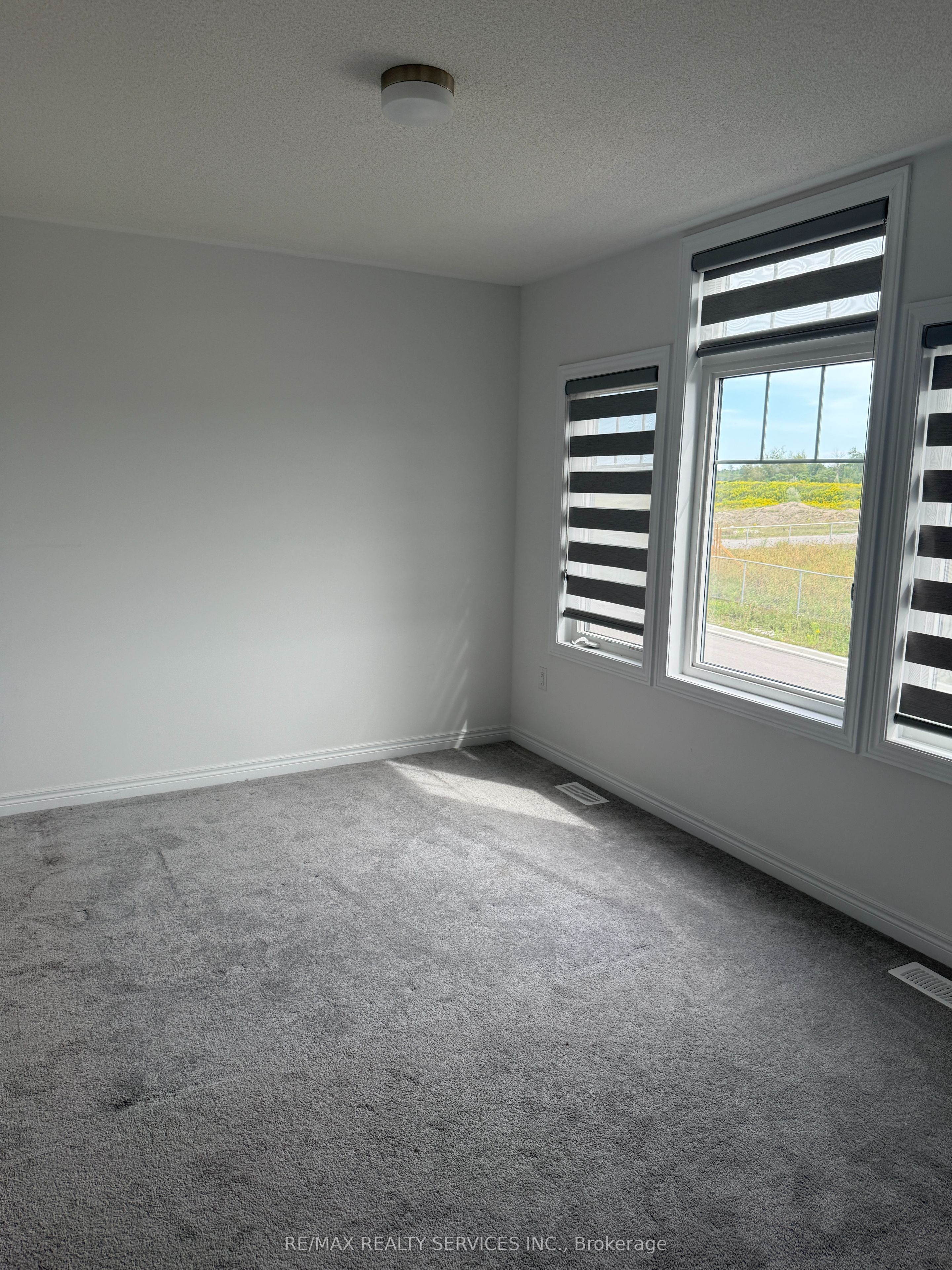 148 Thicketwood Avenue Property Photo 17