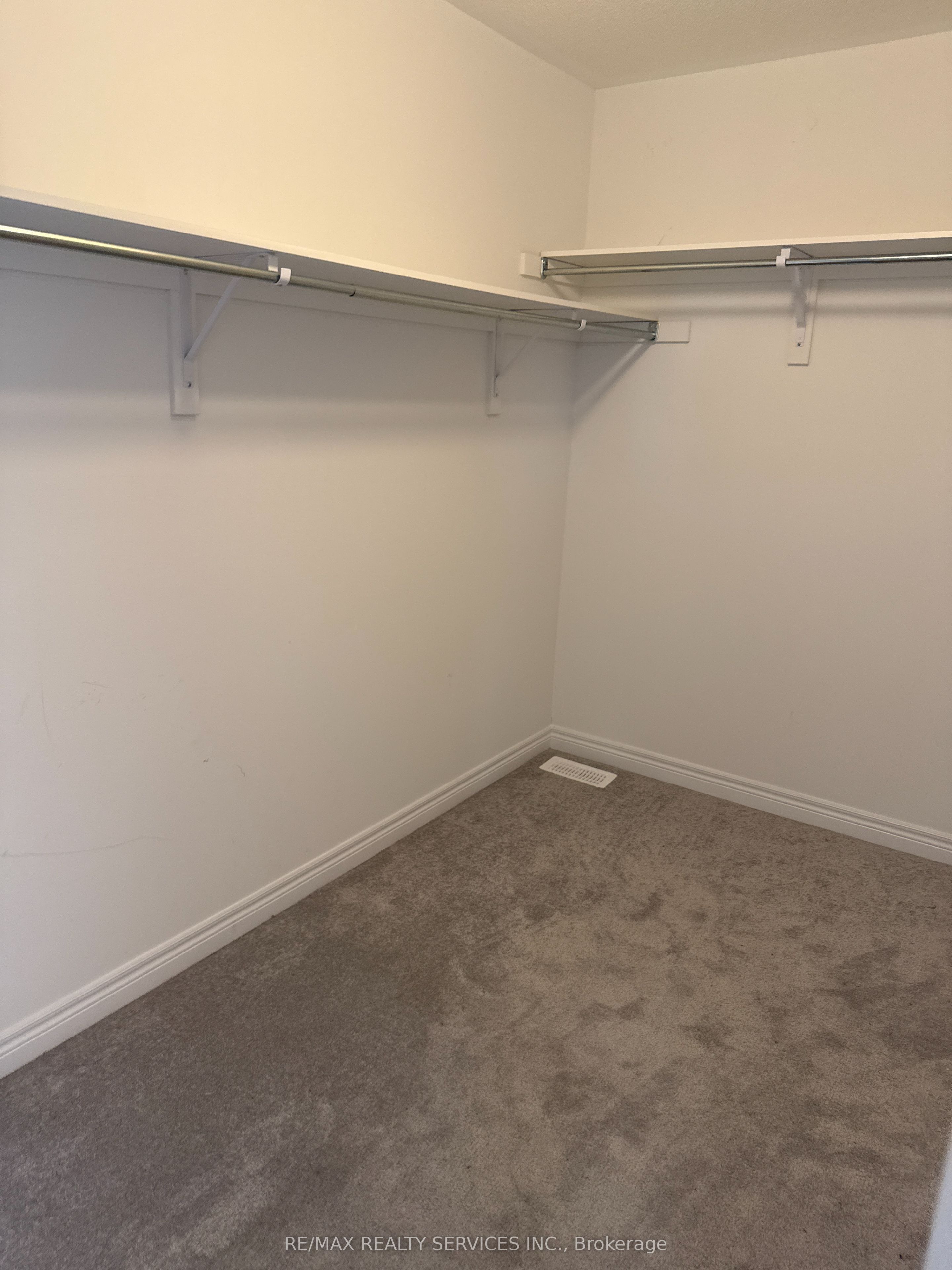 148 Thicketwood Avenue Property Photo 24