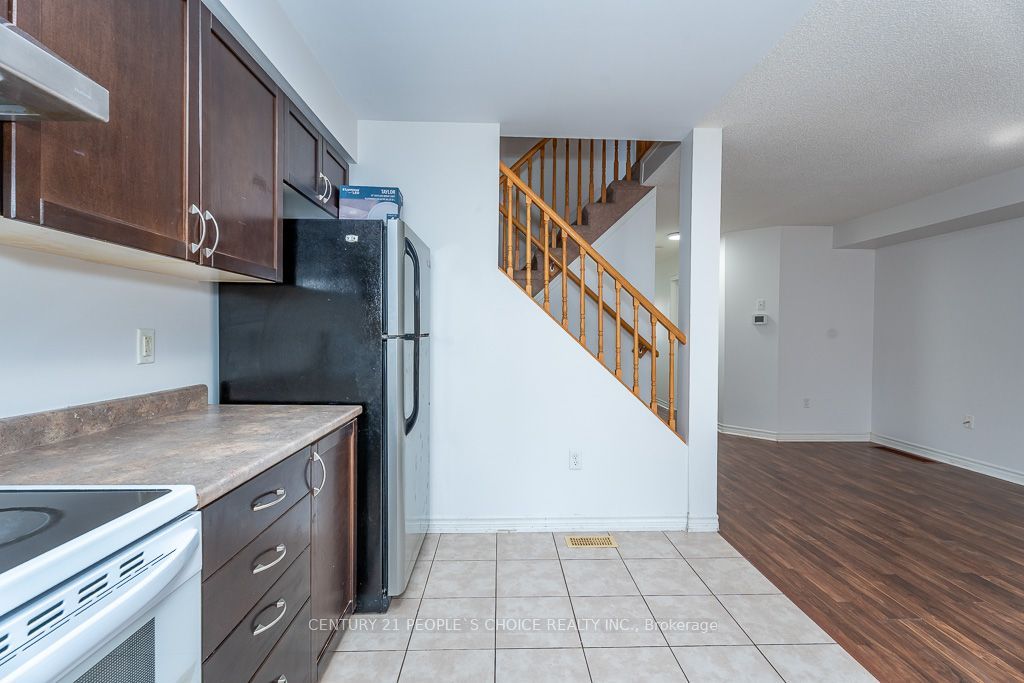 129 Sydenham Wells Square Property Photo 14
