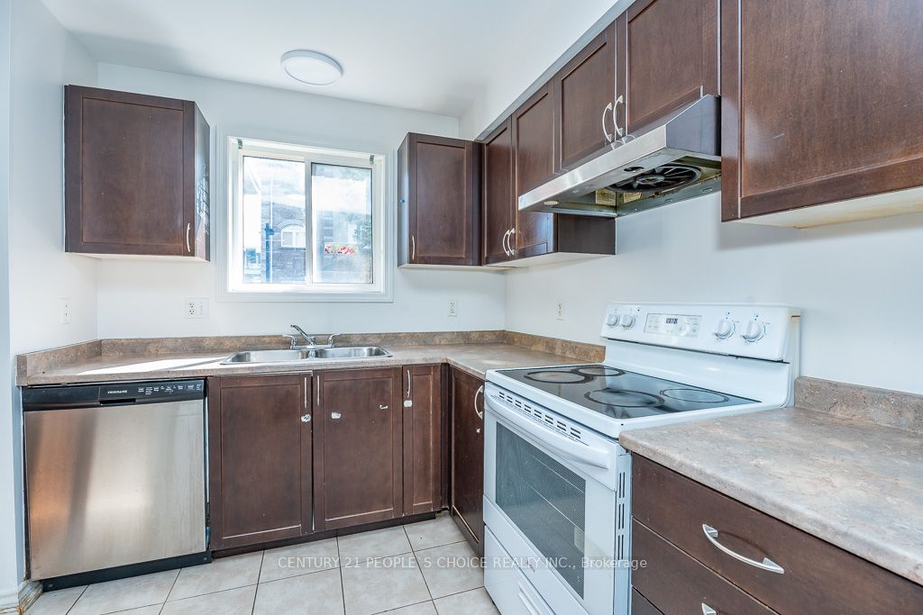 129 Sydenham Wells Square Property Photo 17