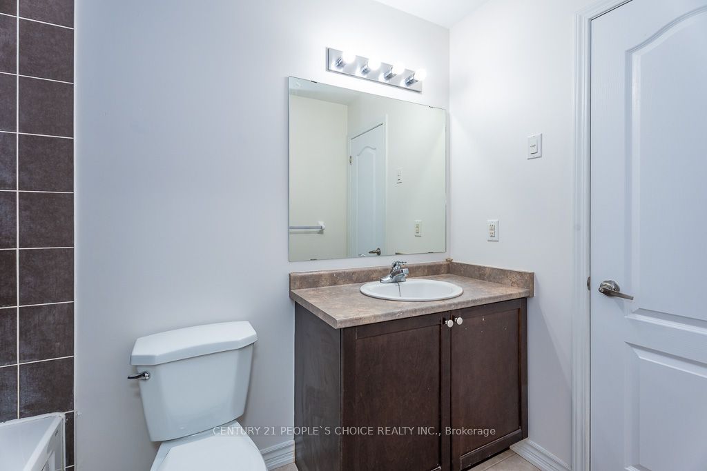 129 Sydenham Wells Square Property Photo 19