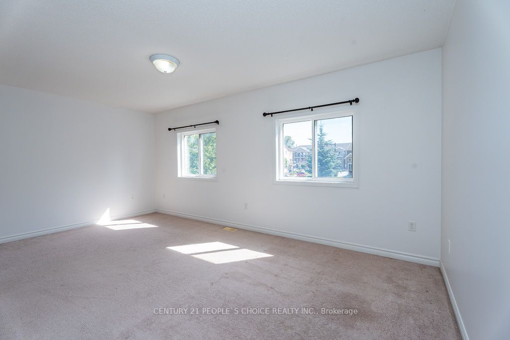 129 Sydenham Wells Square Property Photo 24