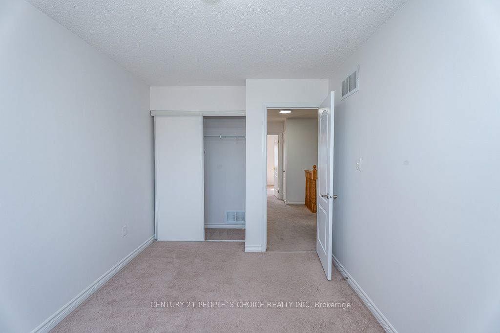 129 Sydenham Wells Square Property Photo 29