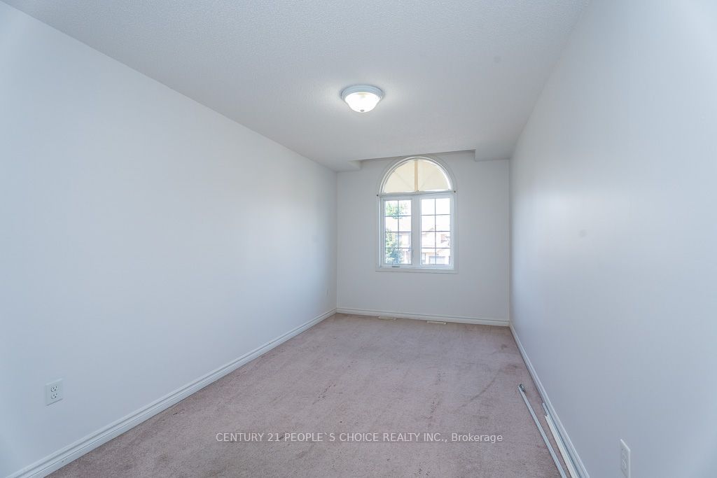 129 Sydenham Wells Square Property Photo 30
