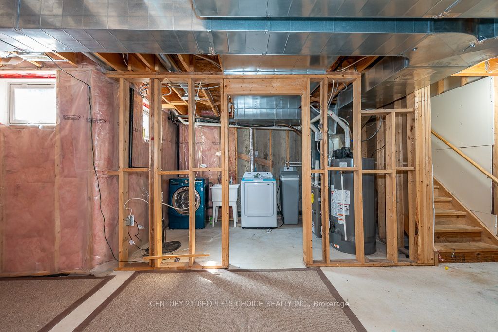 129 Sydenham Wells Square Property Photo 36