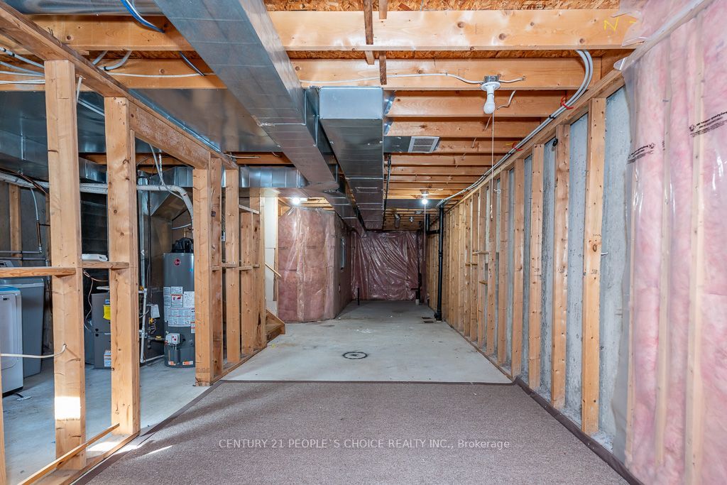 129 Sydenham Wells Square Property Photo 37
