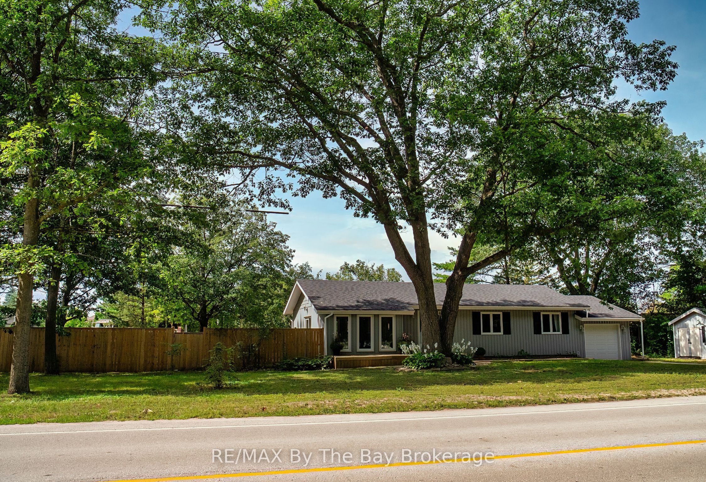 74 Oxbow Park Drive Property Photo 21