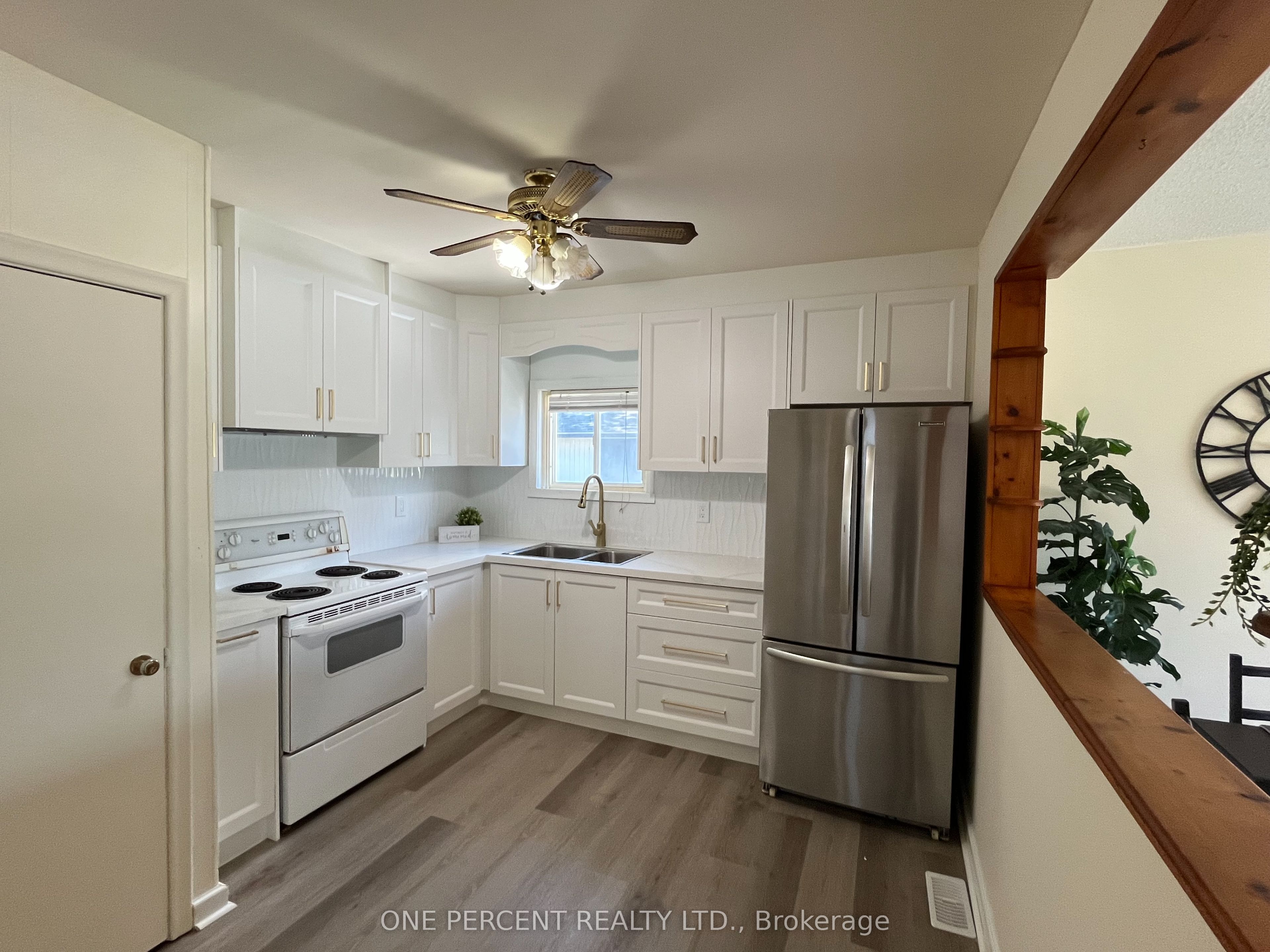 177 Atherley Road Property Photo 12