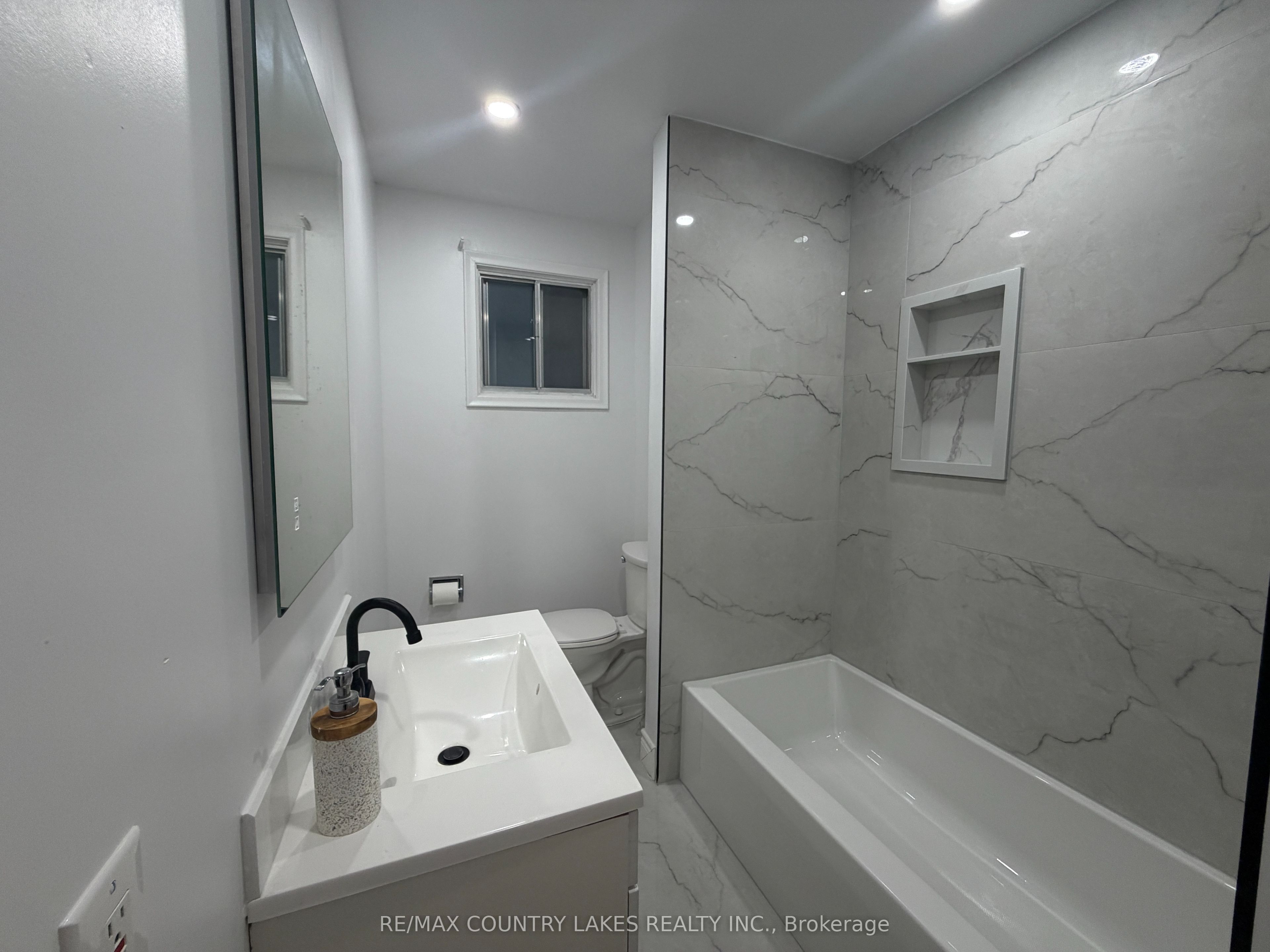 7 Willow Crescent Property Photo 11