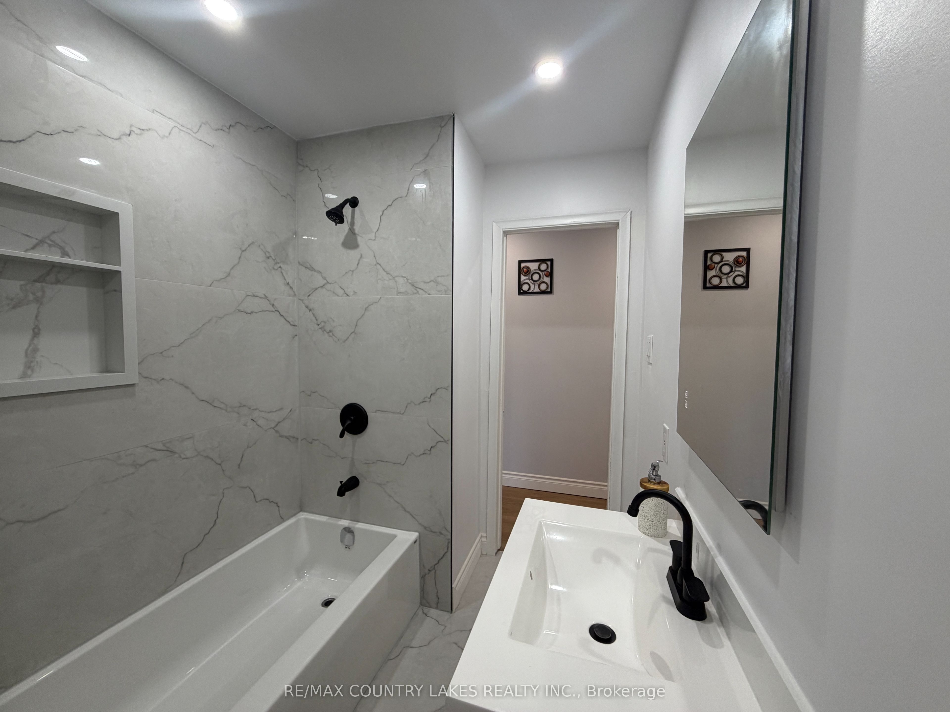 7 Willow Crescent Property Photo 12
