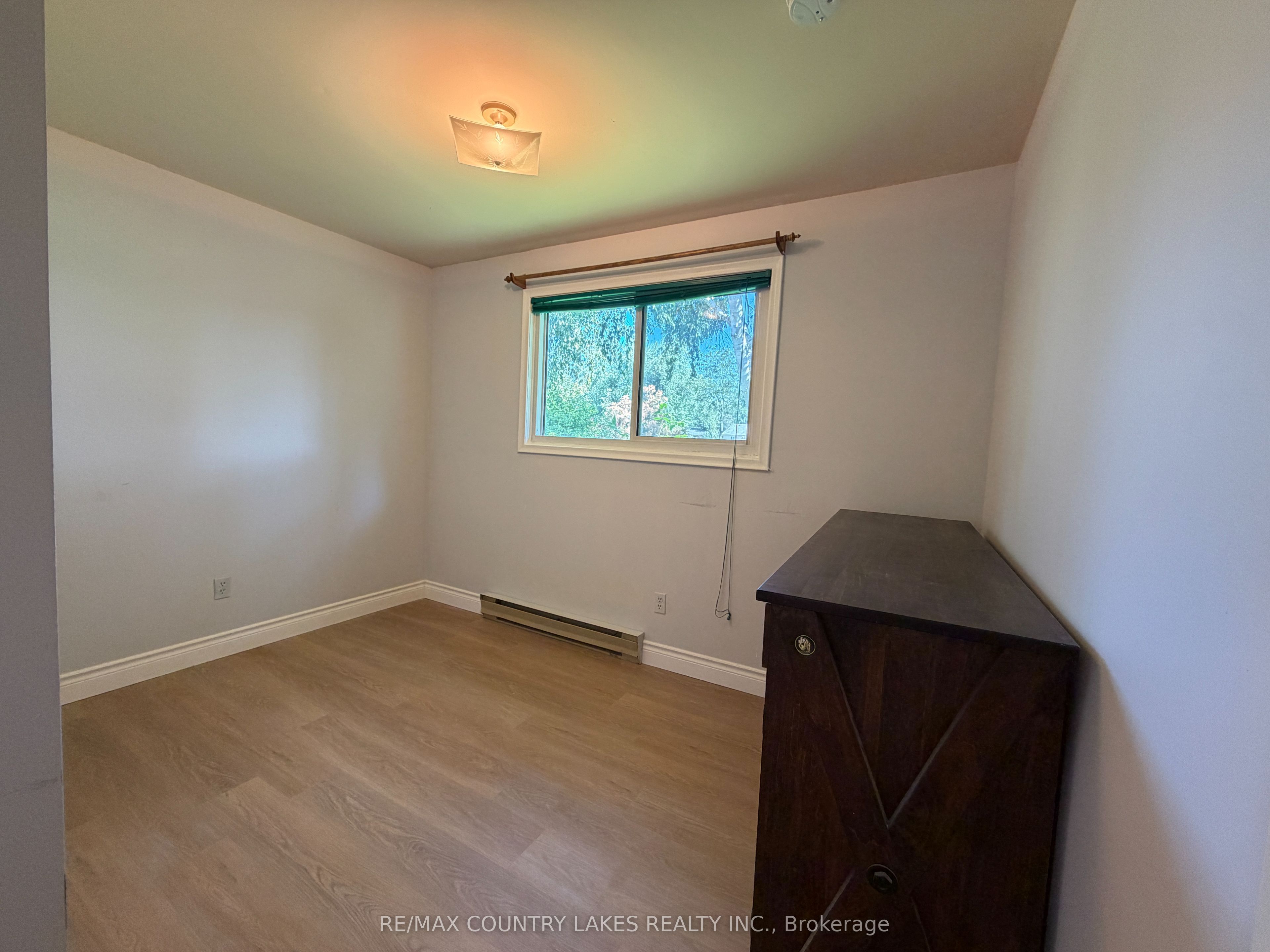7 Willow Crescent Property Photo 17