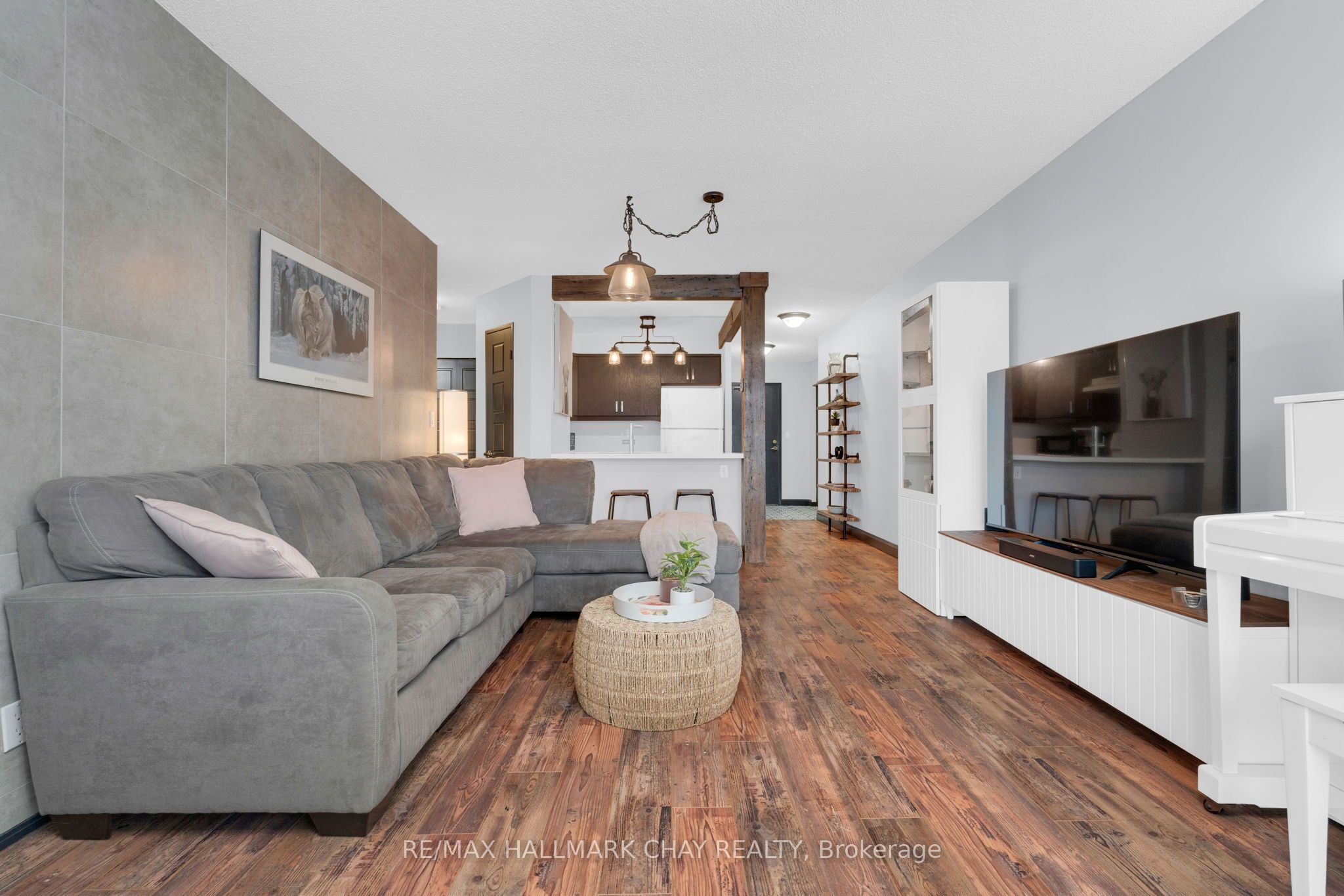 140 Dunlop Street E 1003 Property Photo 8