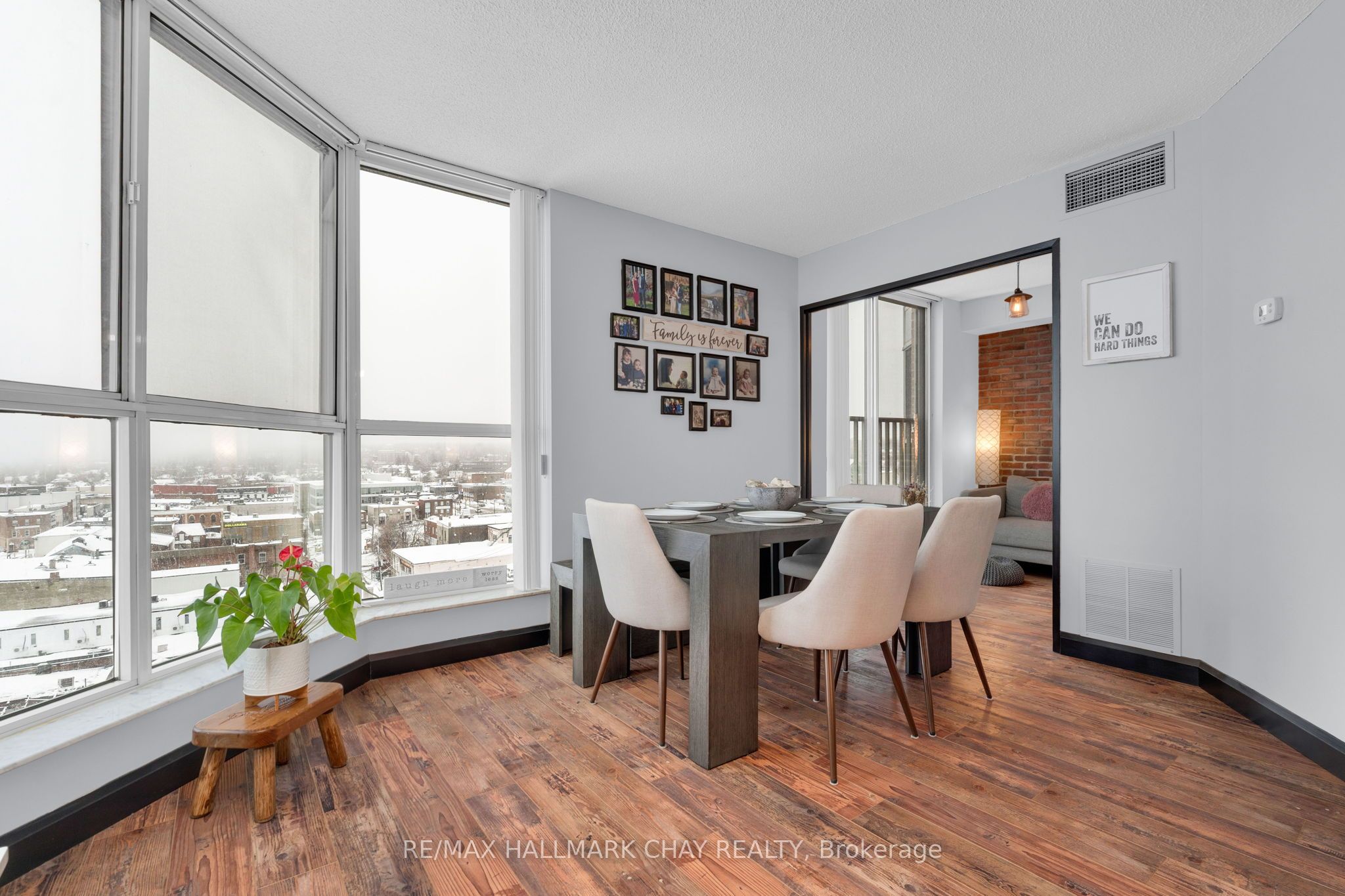140 Dunlop Street E 1003 Property Photo 9
