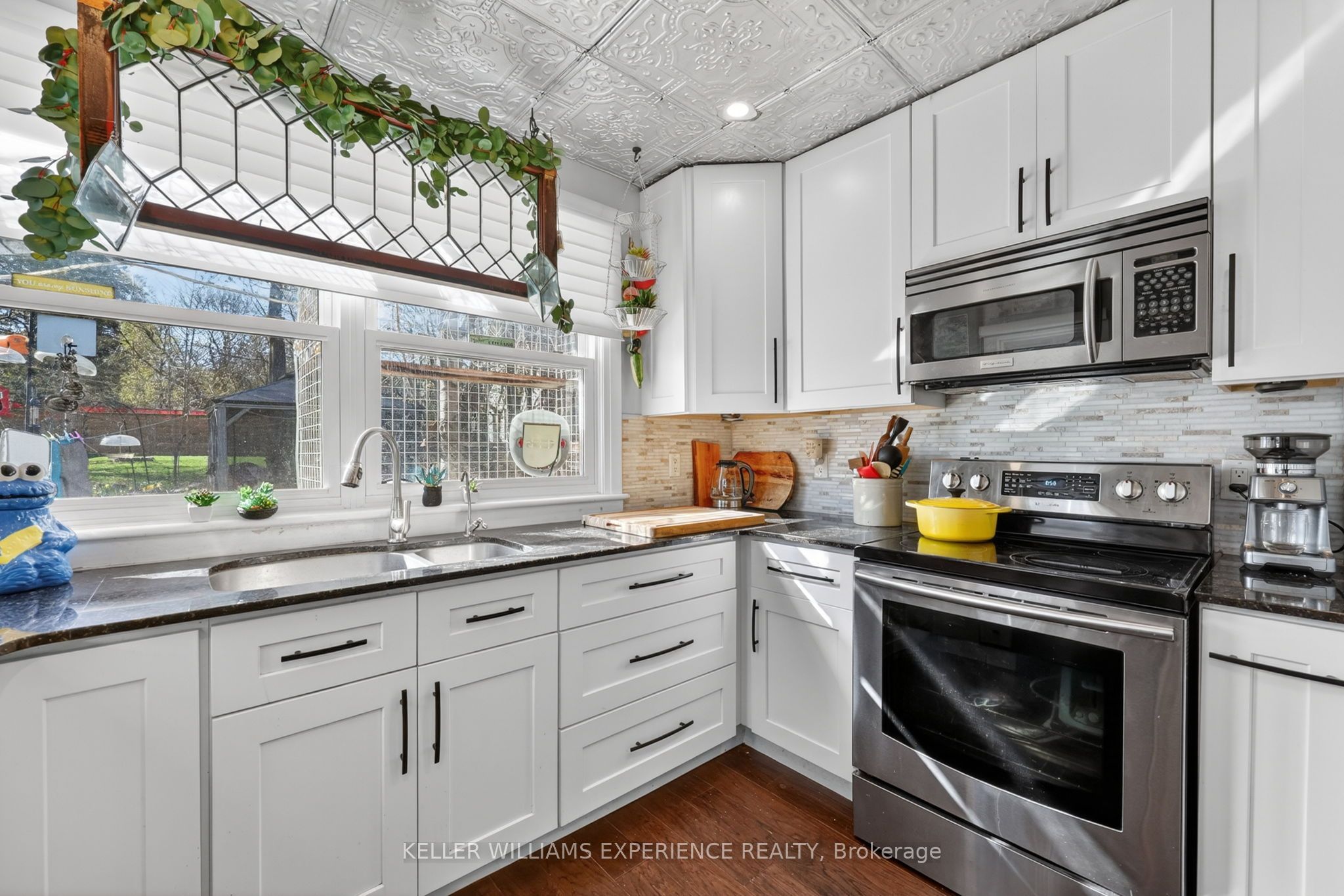79 Penetang Street Property Photo 7