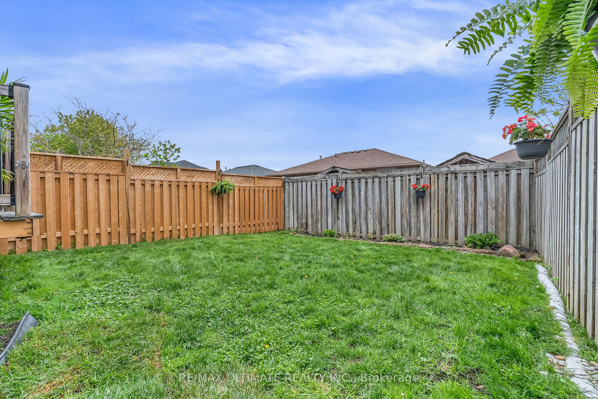96 Bruce Crescent Property Photo 41