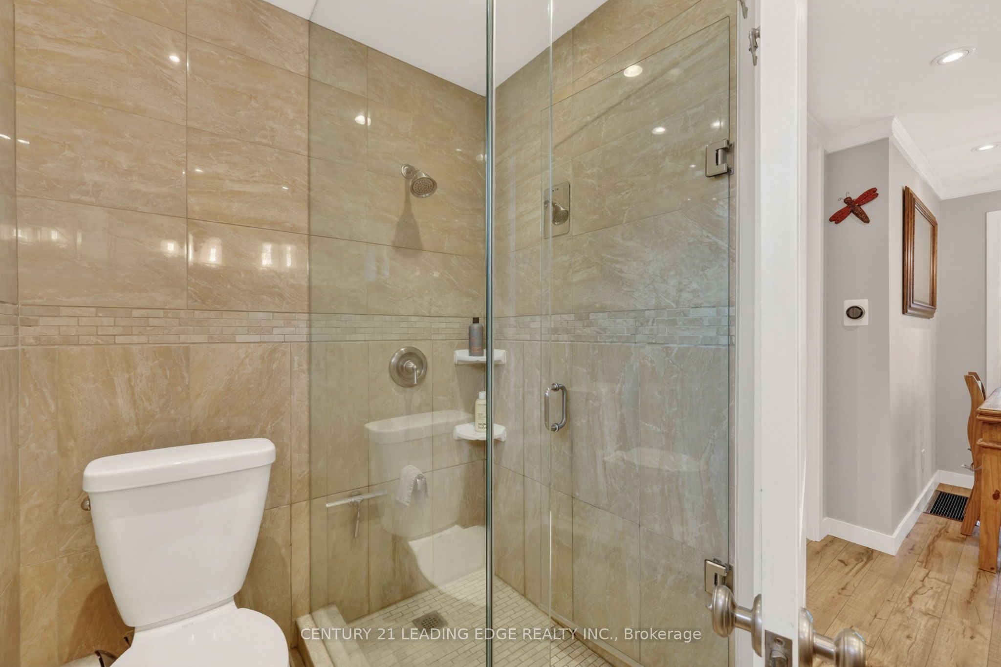 2996 Moynes Road Property Photo 21
