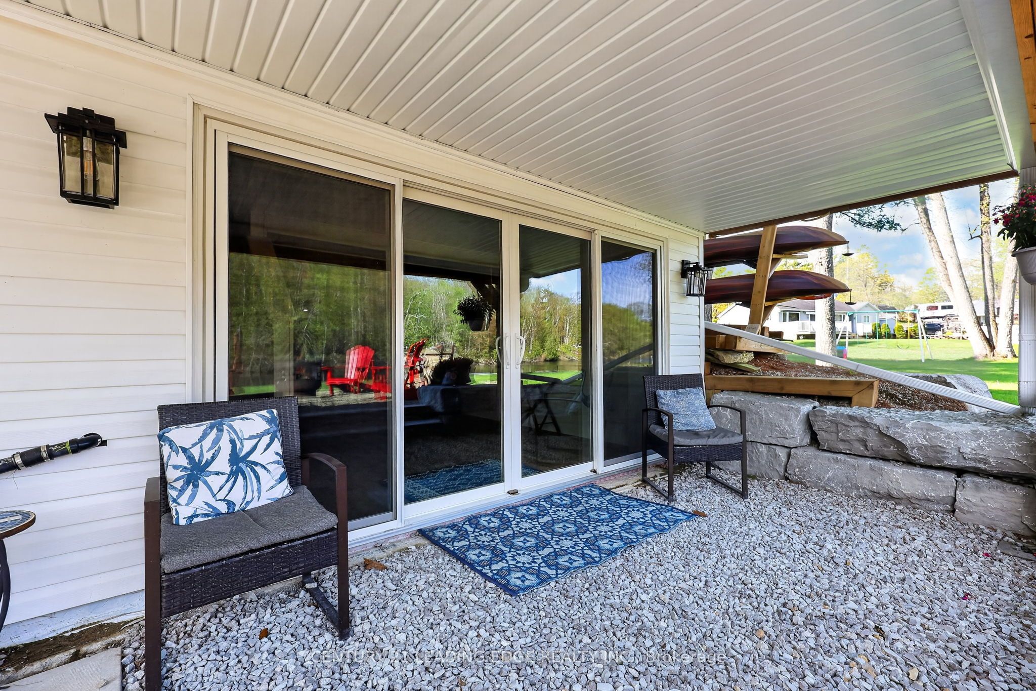 2996 Moynes Road Property Photo 40
