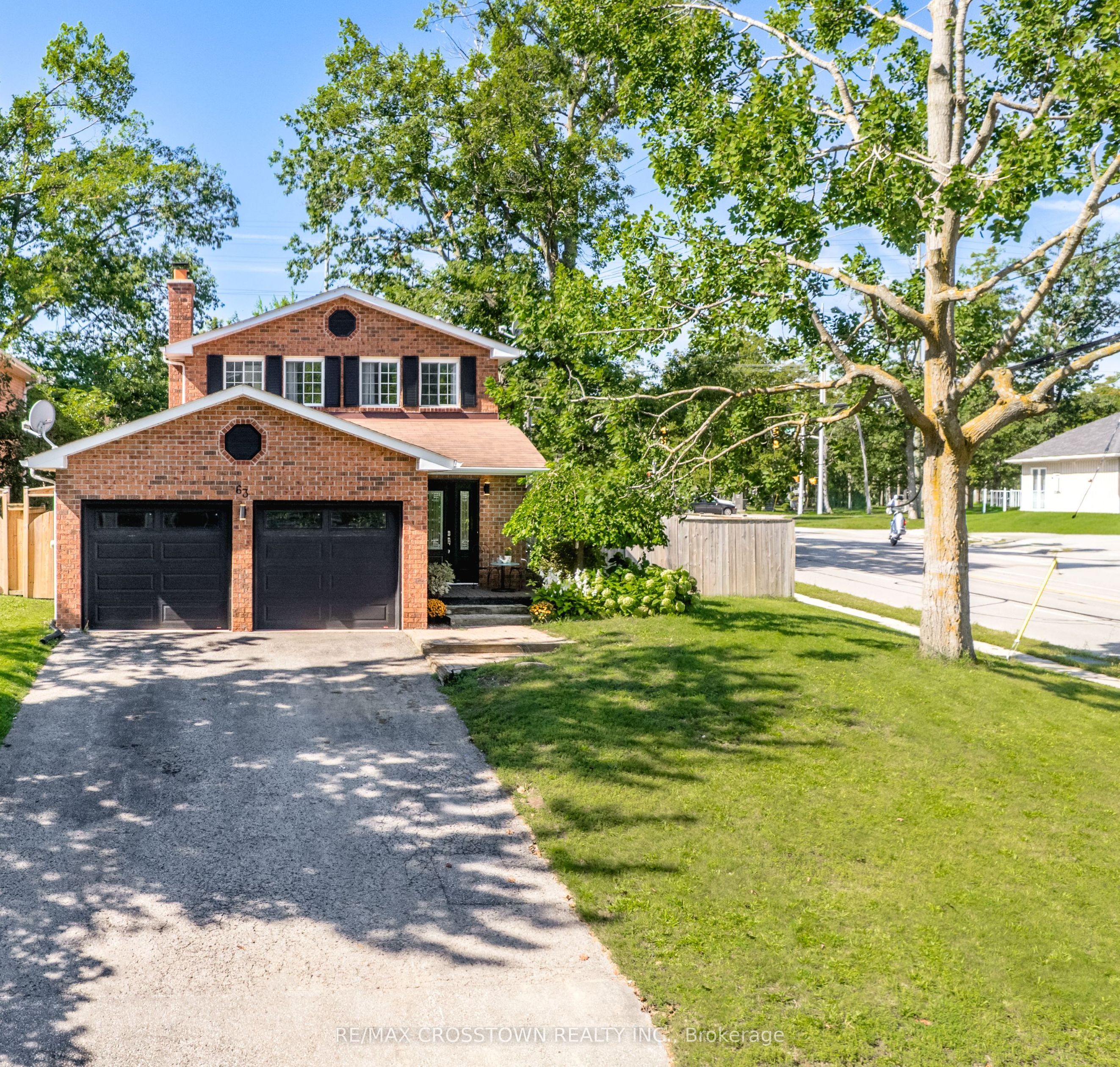 63 Oakridge Drive Property Photo 1