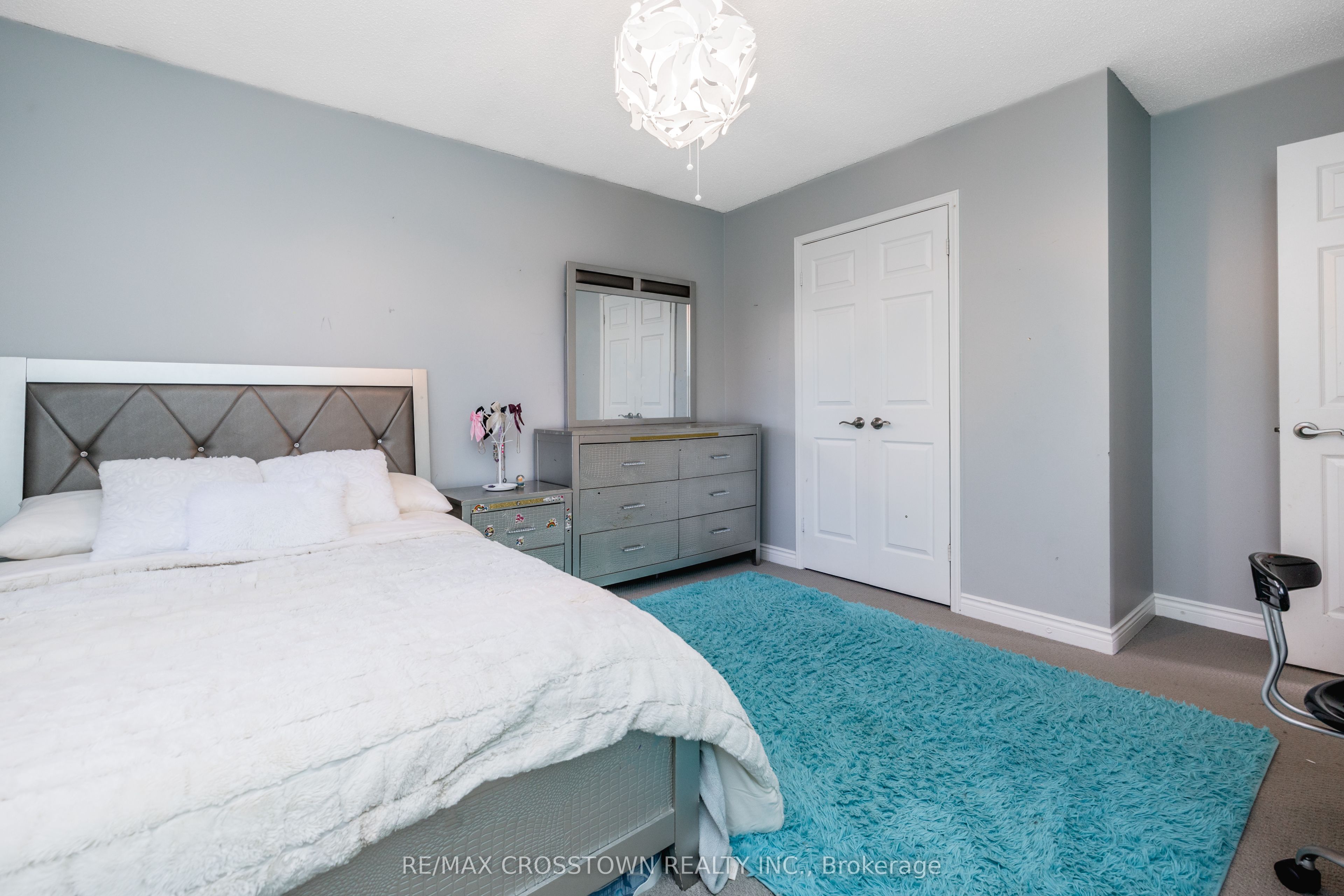 63 Oakridge Drive Property Photo 27