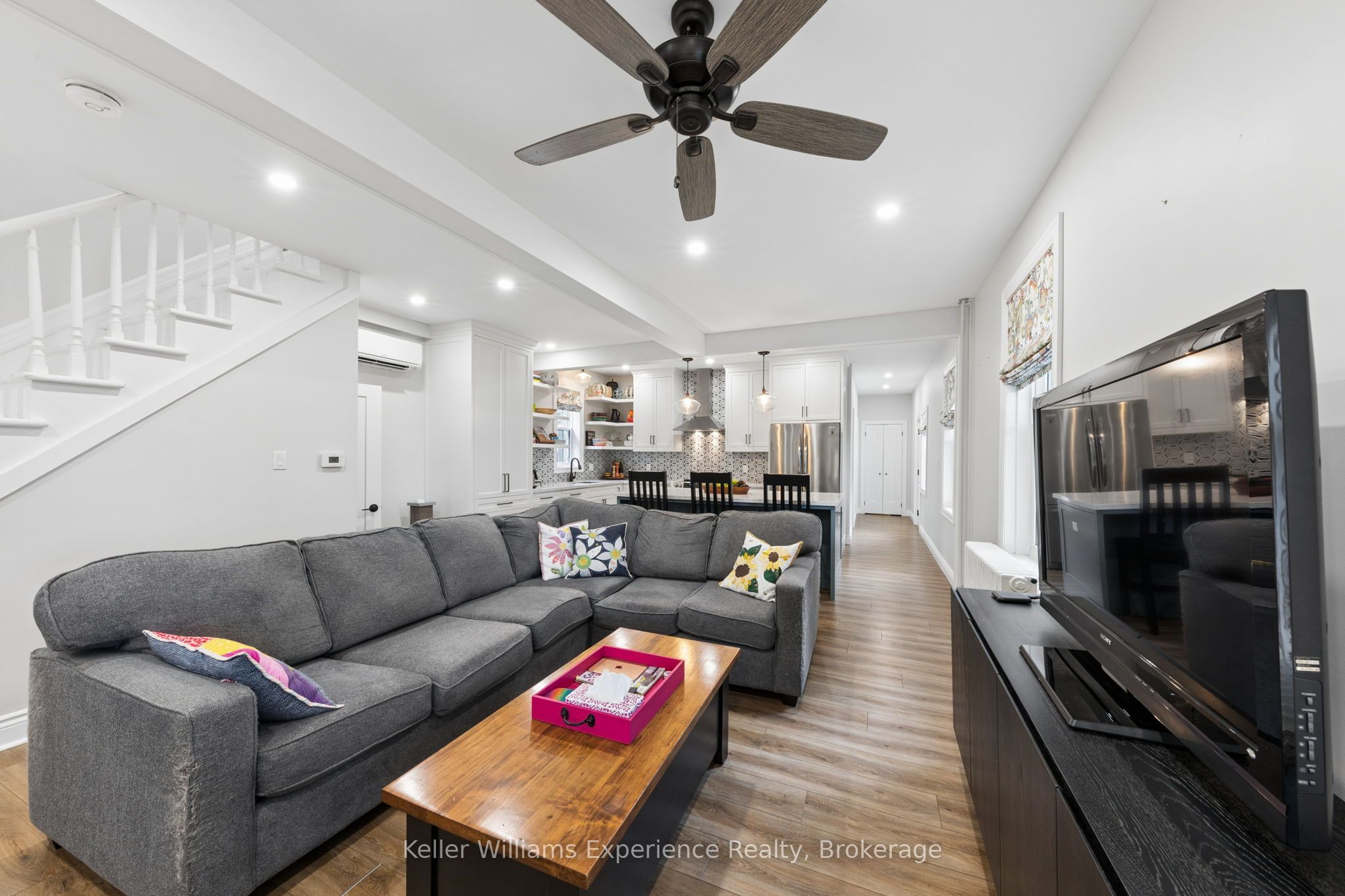 344 Second Street Property Photo 9
