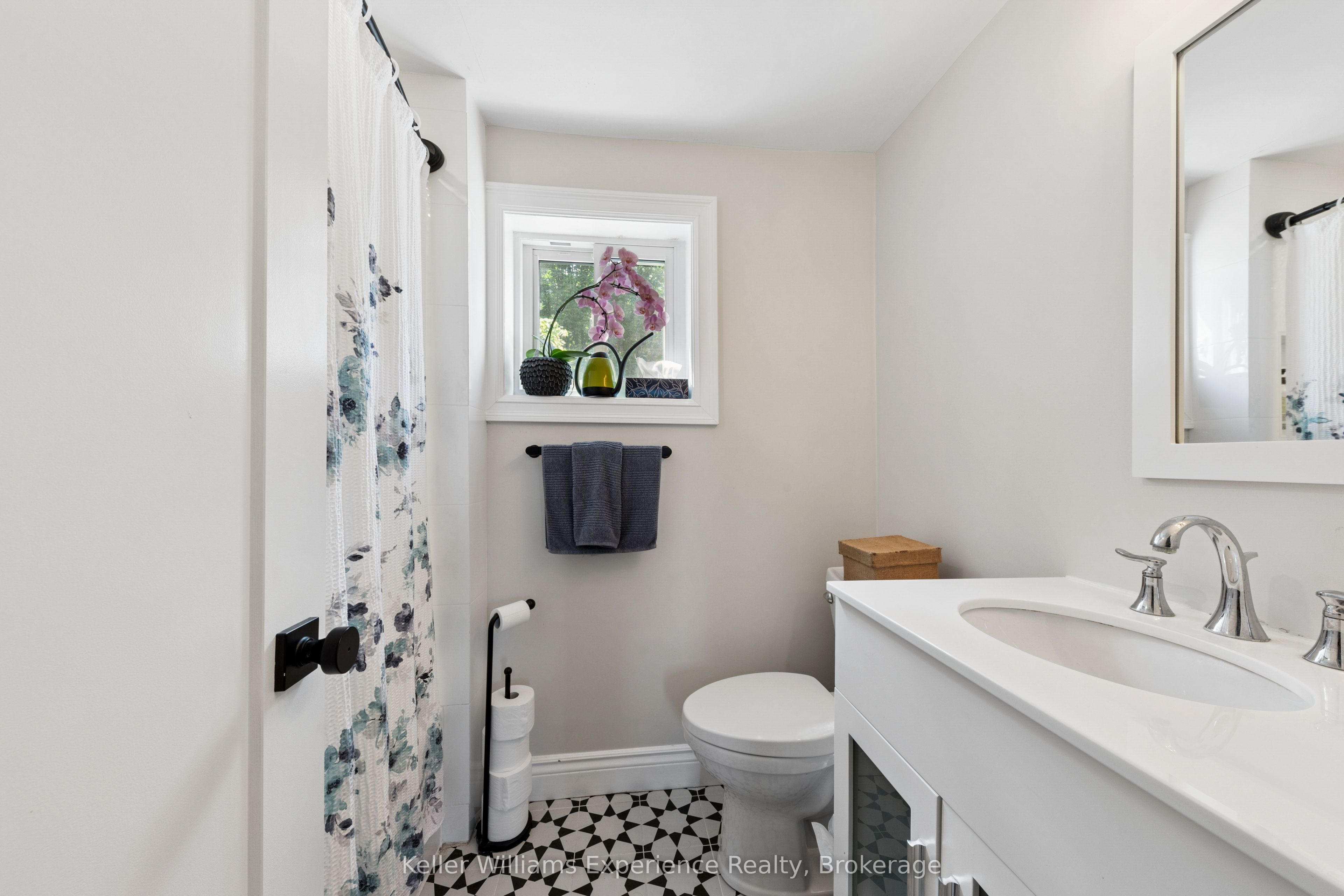 344 Second Street Property Photo 18