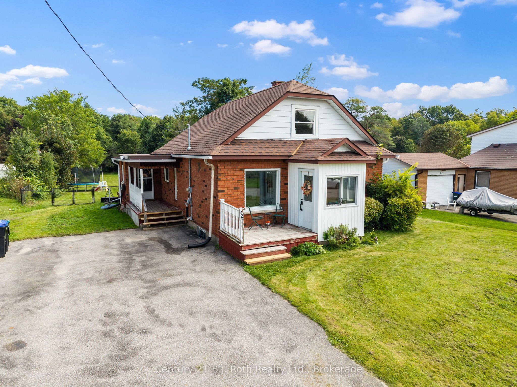 15 Lucy Street Property Photo 1