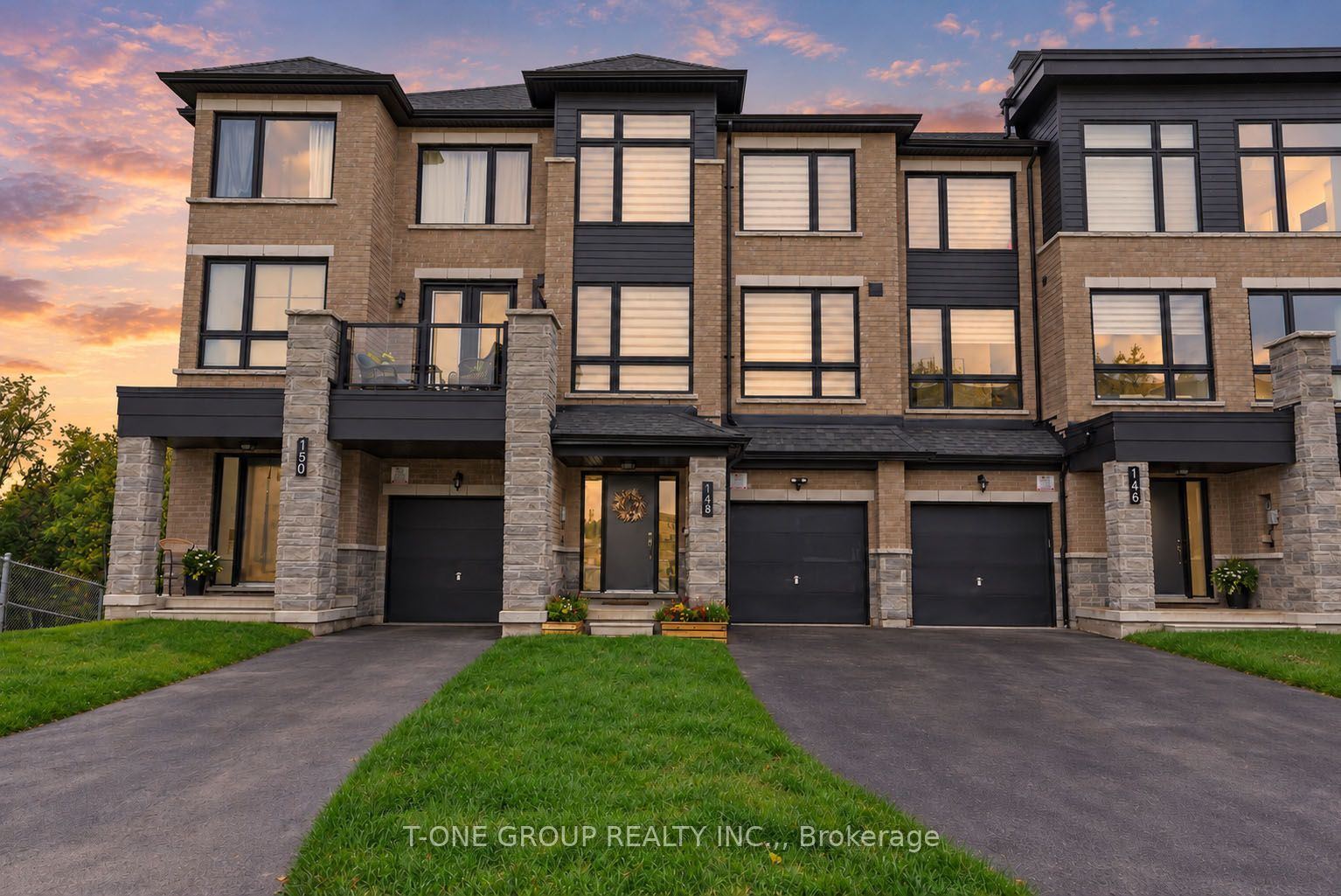 148 Blue Forest Crescent Property Photo 1