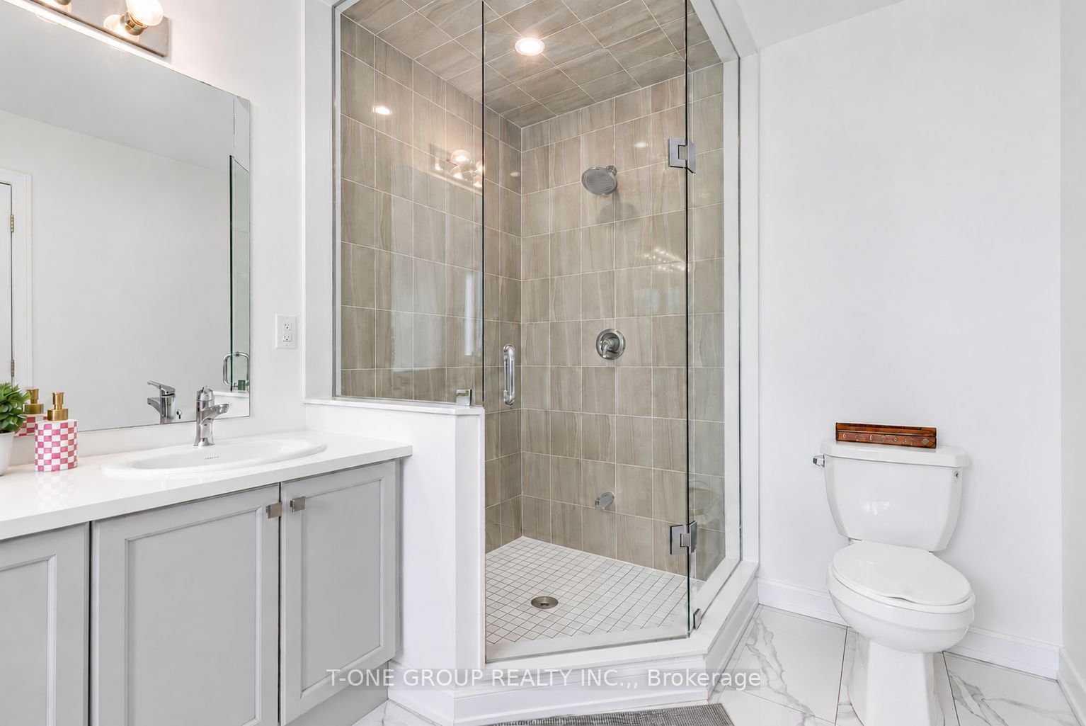 148 Blue Forest Crescent Property Photo 35